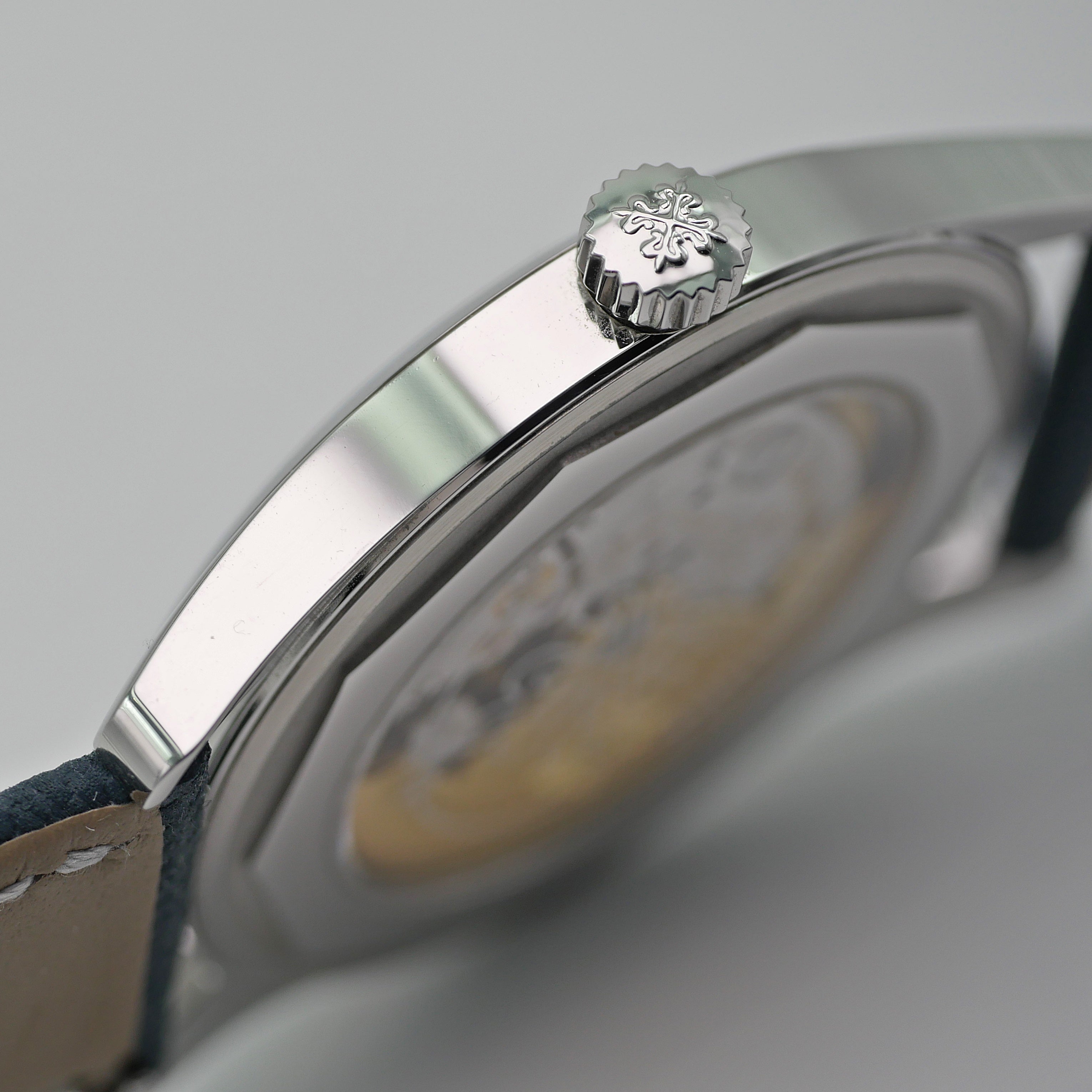 Patek Philippe Calatrava Limited Edition of 1000 pcs. Stahl 6007A-001 - 2020