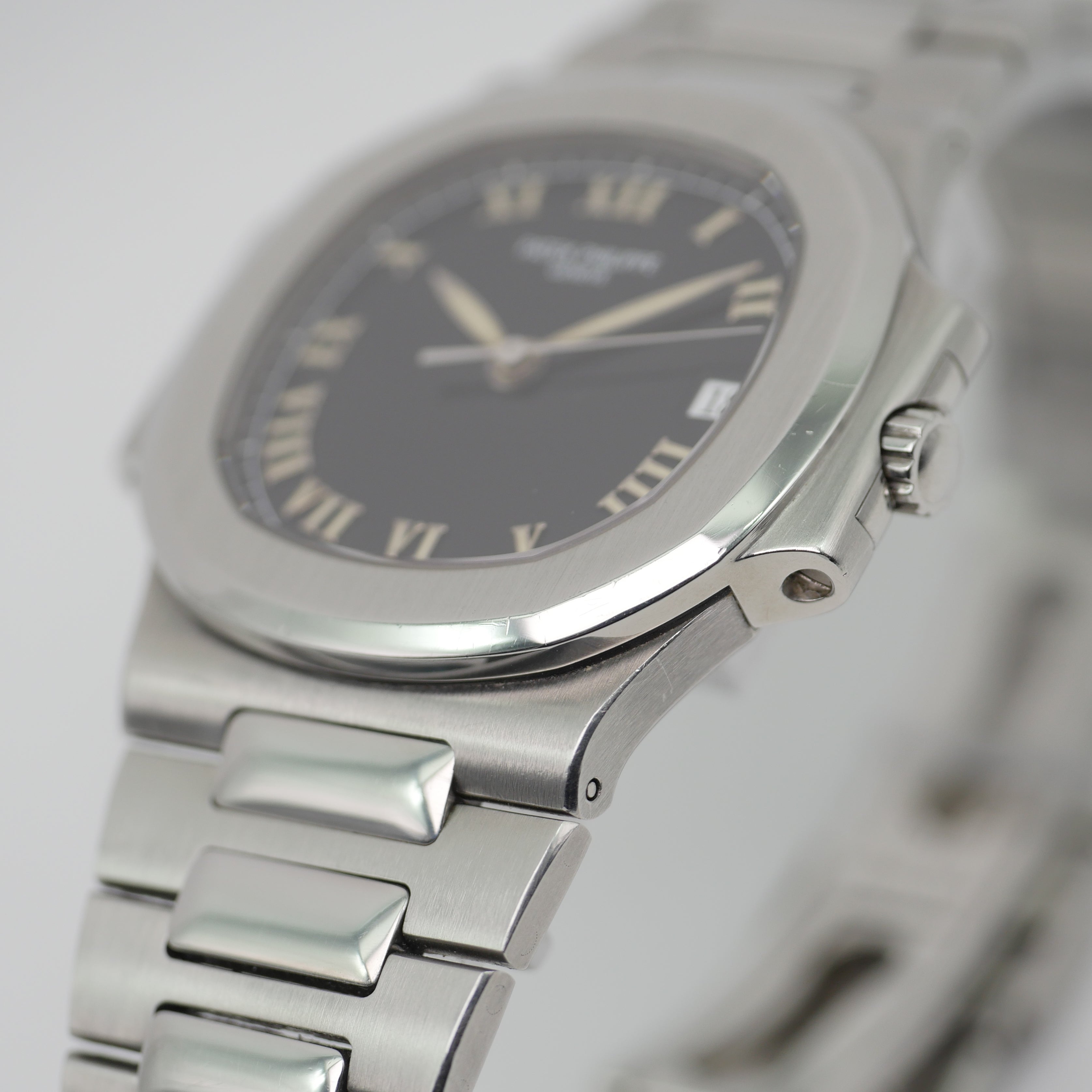 Patek Philippe Nautilus 36mm Stahl - 3800/1A-001 - 1998