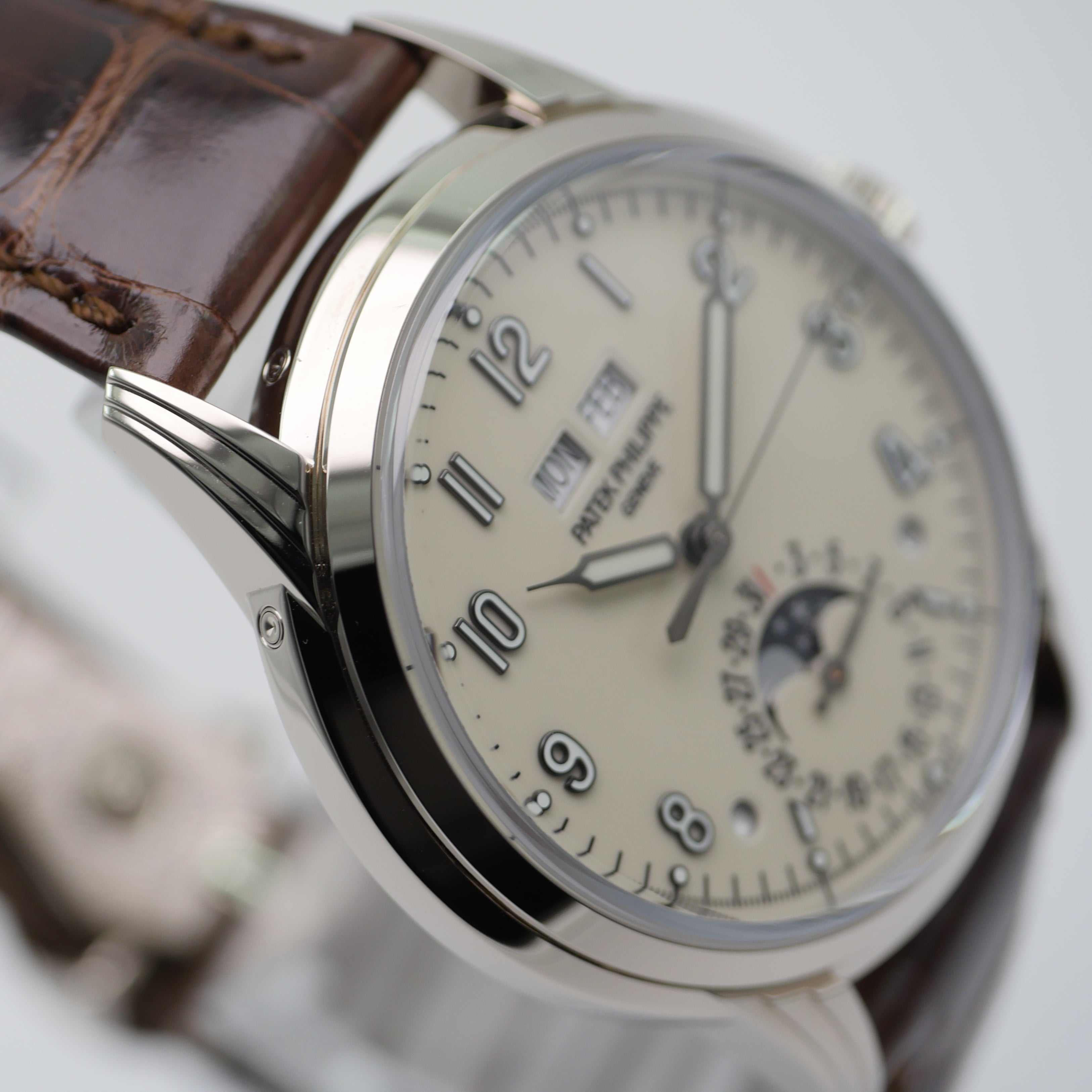 Patek Philippe Grandes Complications Perpetual Calendar Weißgold 5320G-001 - 2022
