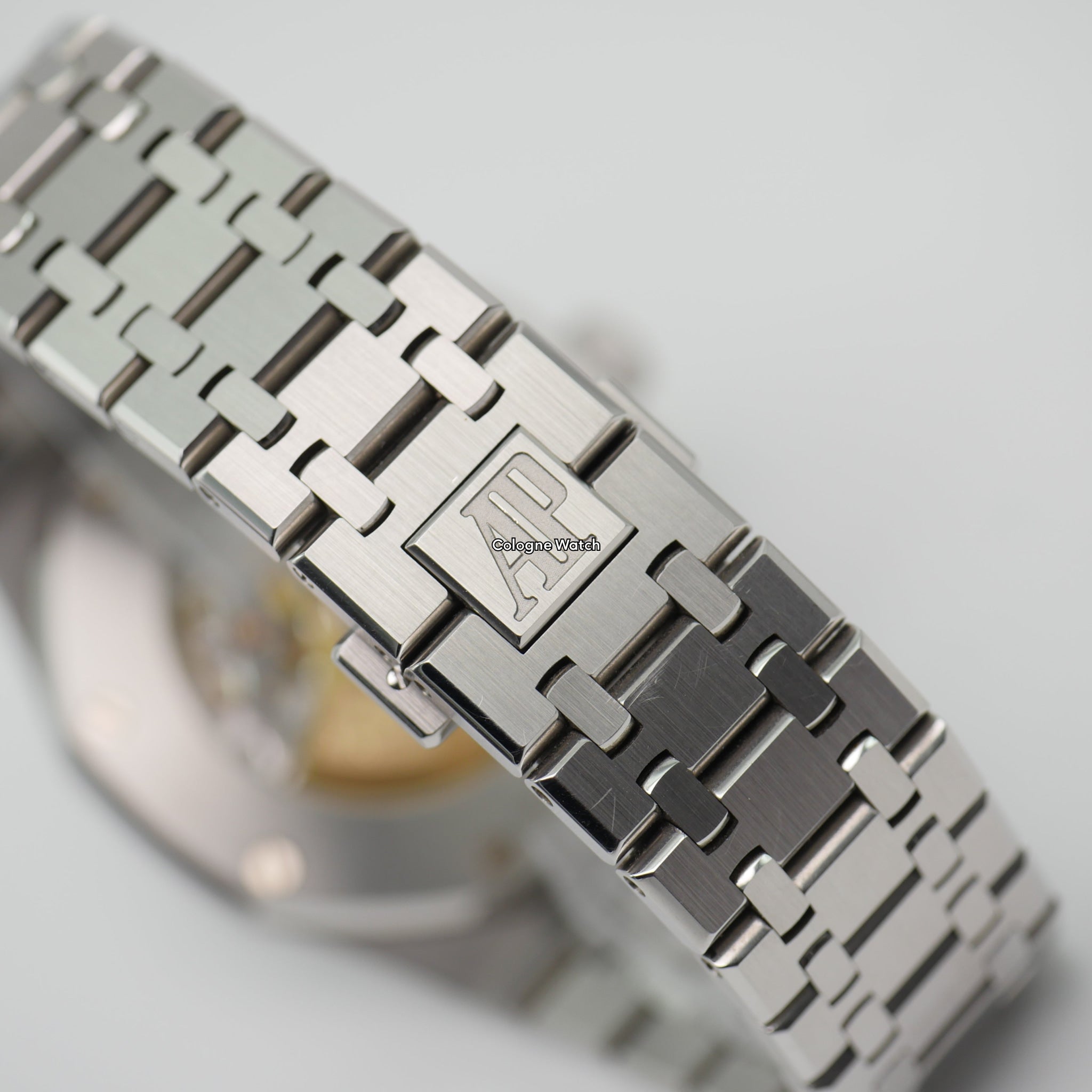 Audemars Piguet Royal Oak Steel 15400ST.OO.1220ST.02 