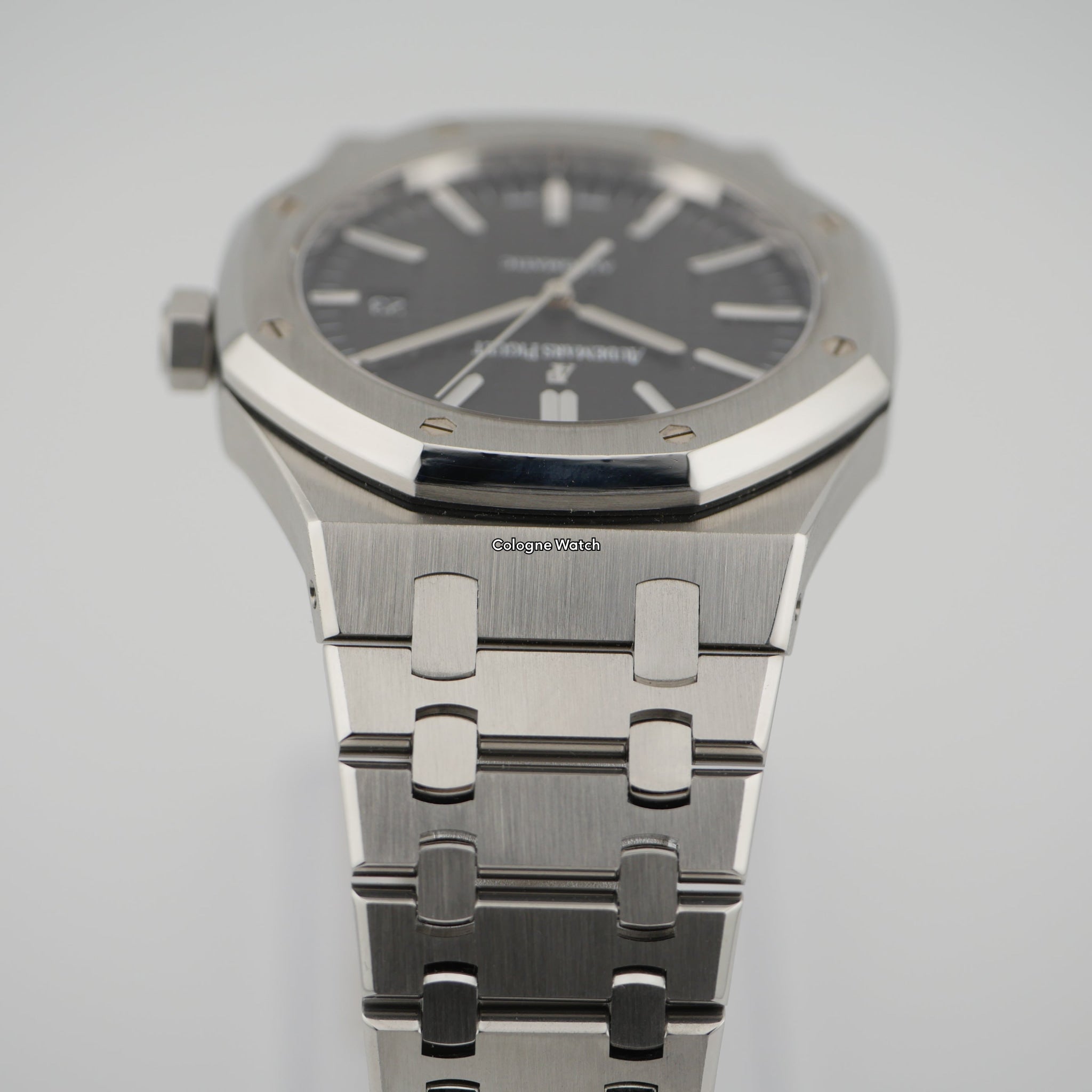 Audemars Piguet Royal Oak Stahl 15400ST.OO.1220ST.01 - 2015