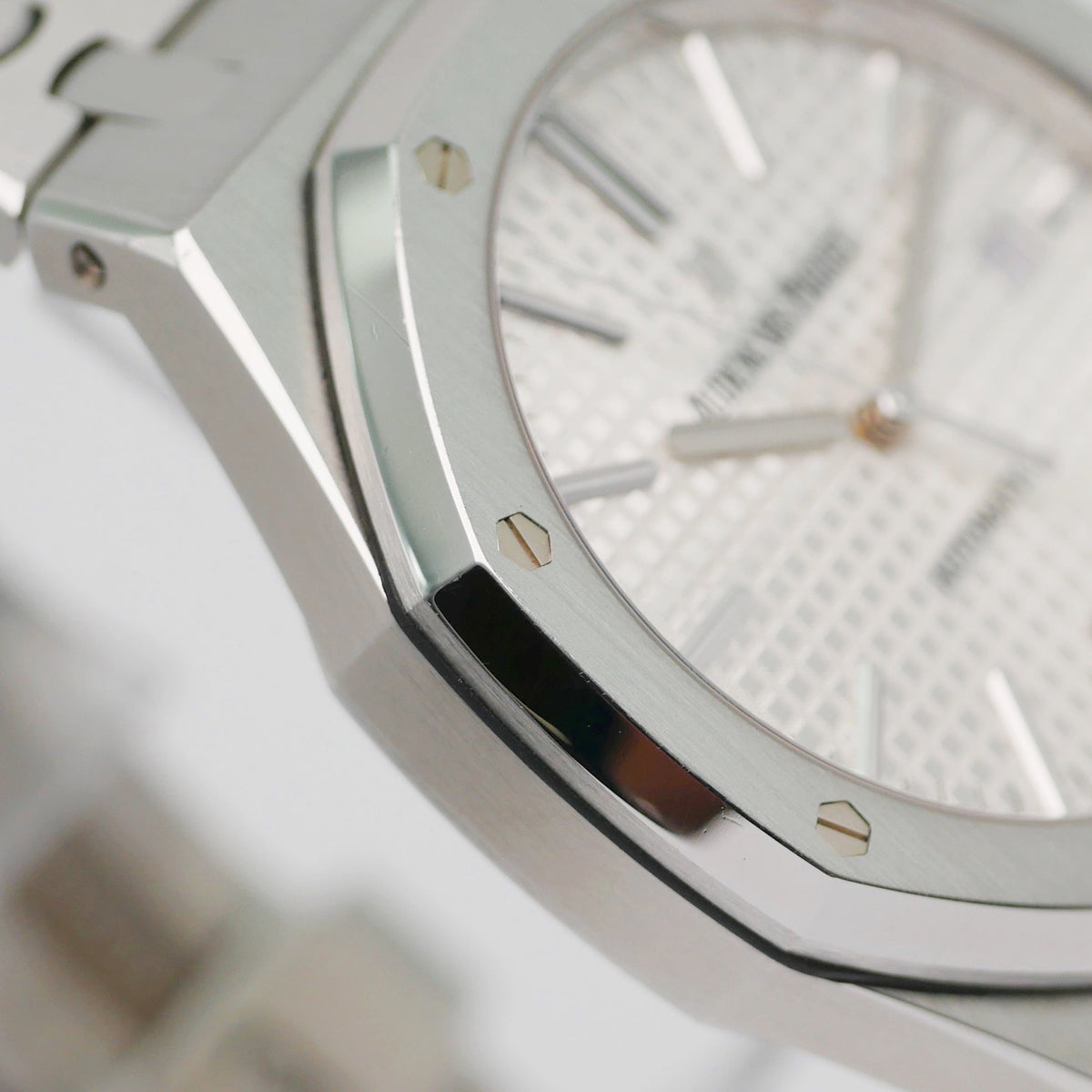 Audemars Piguet Royal Oak Stahl 15400ST.OO.1220ST.02 - 2018
