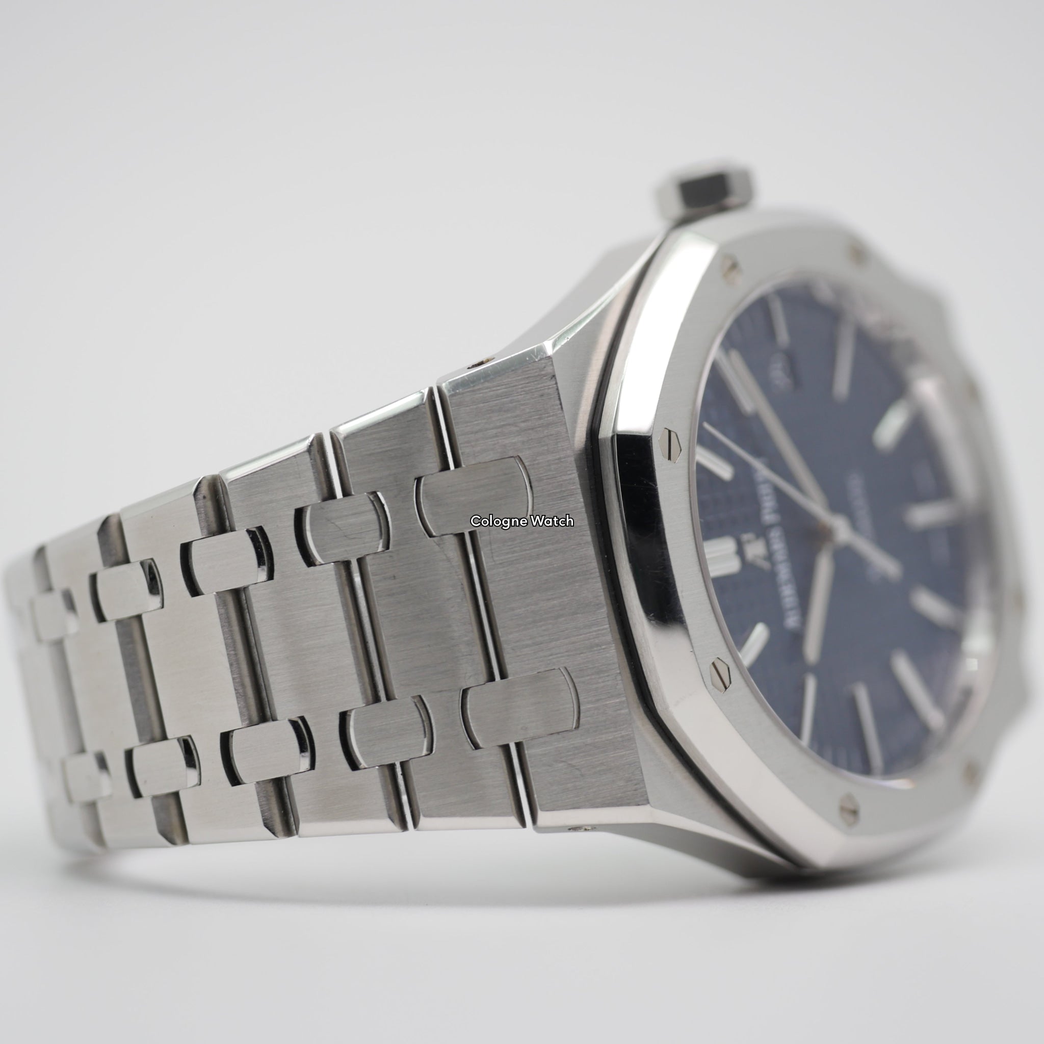 Audemars Piguet Royal Oak 15400ST.OO.1220ST.03 - 2015