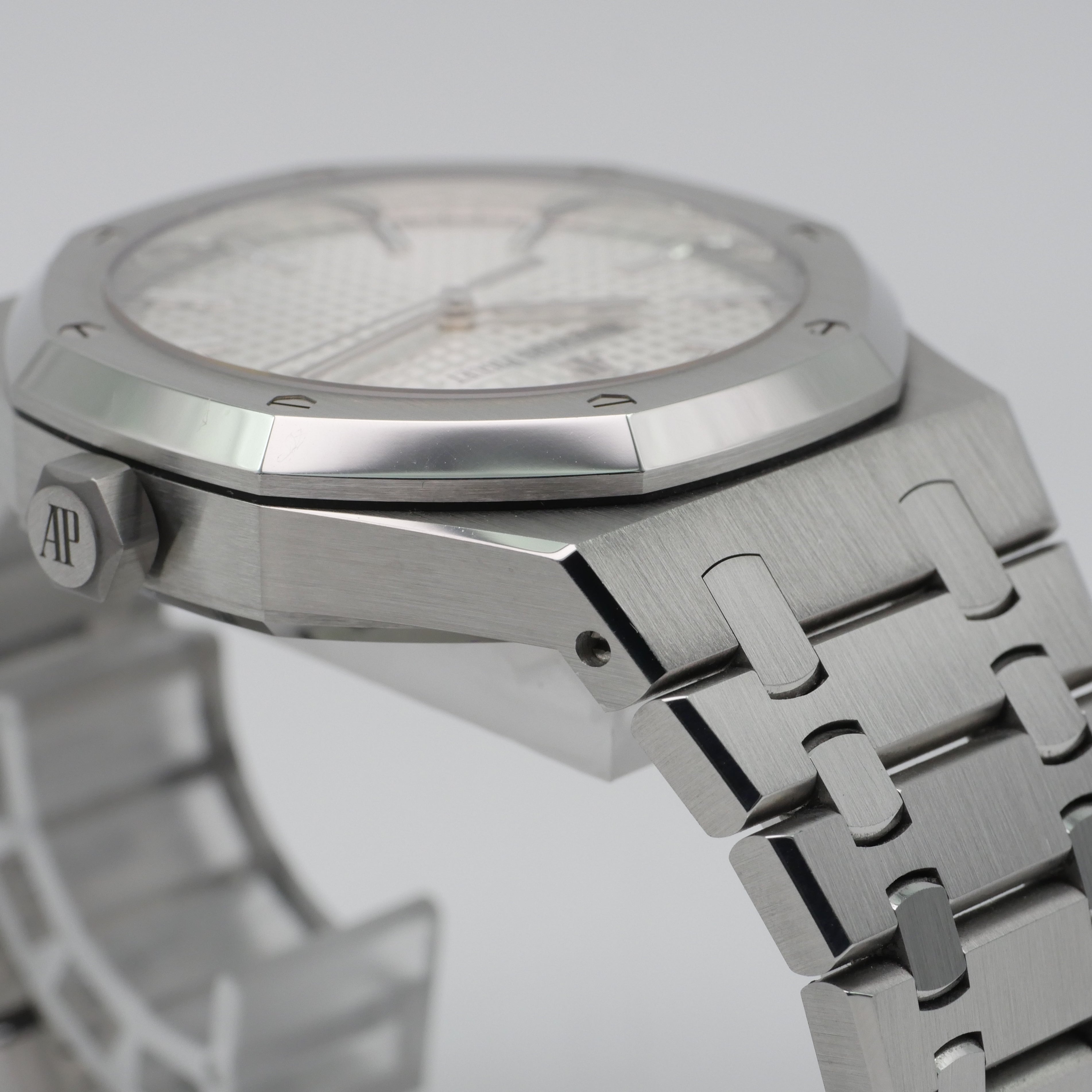 Audemars Piguet Royal Oak Stahl 15500ST.OO.1220ST.04 - 2020