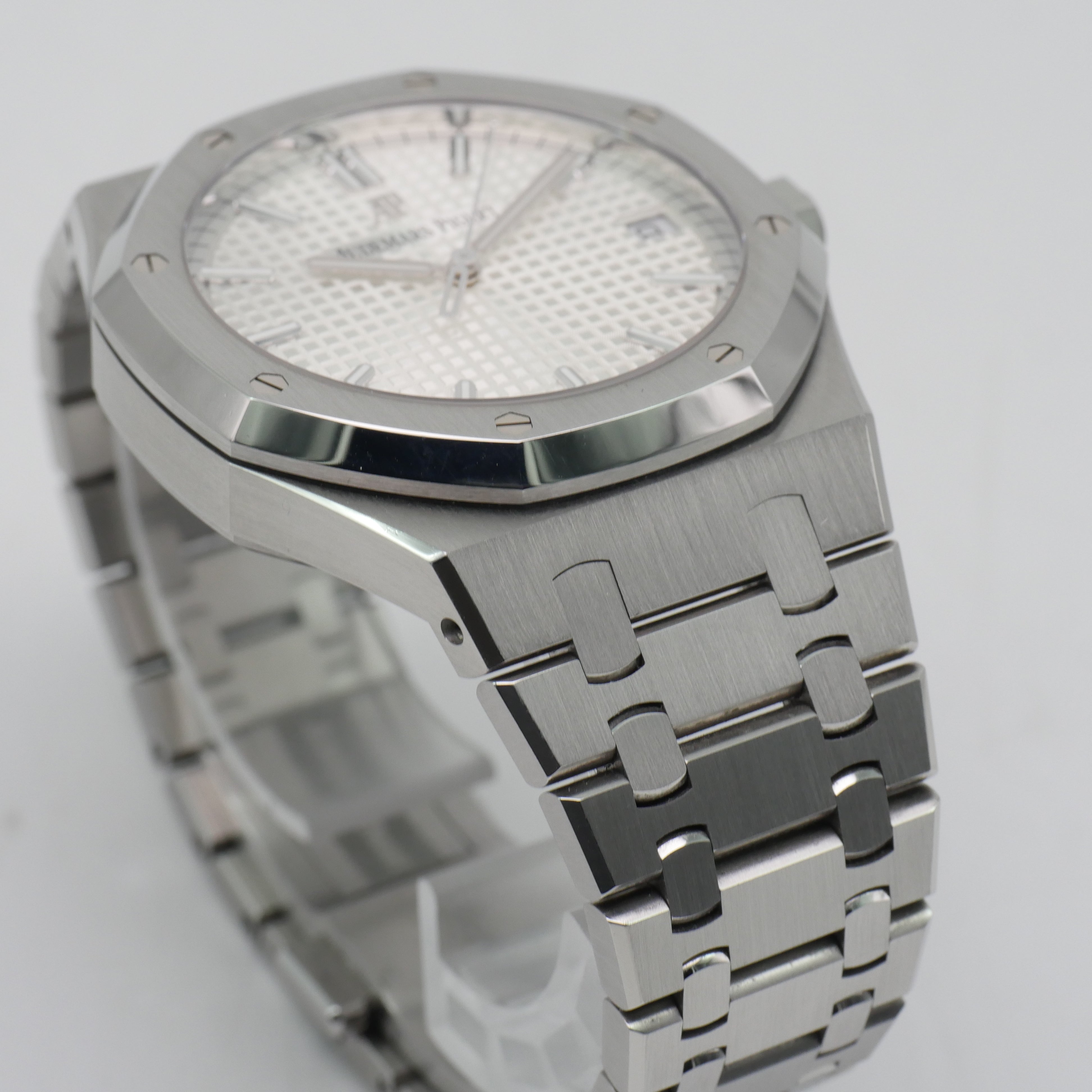 Audemars Piguet Royal Oak Stahl 15500ST.OO.1220ST.04 - 2020