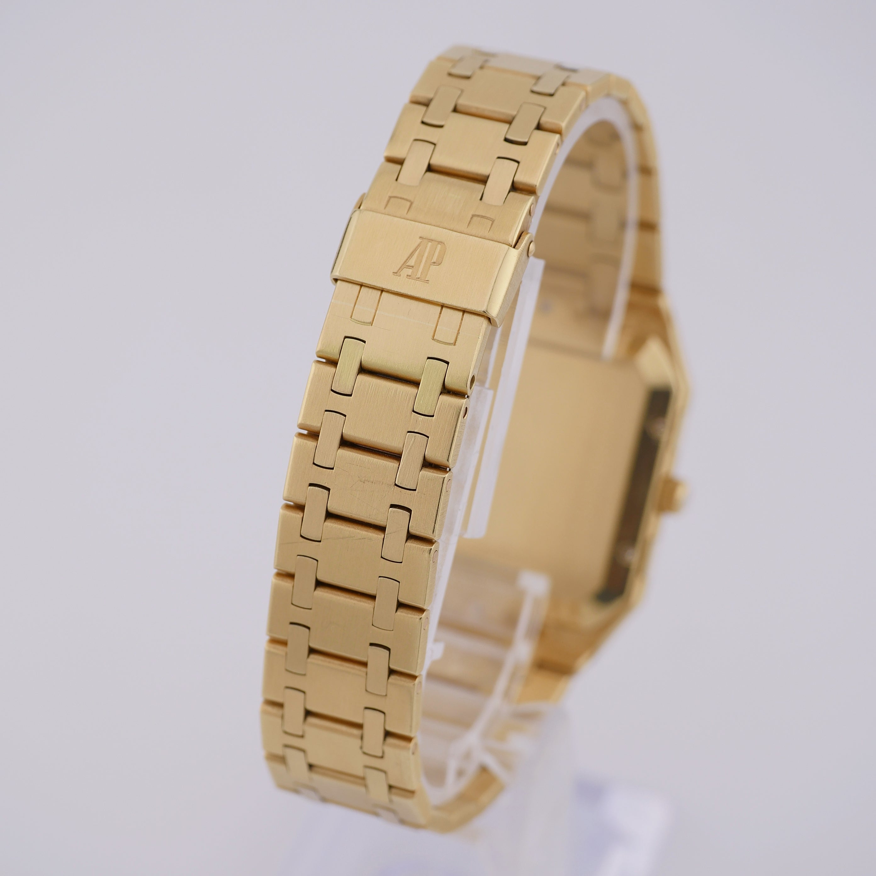 Audemars Piguet Royal Oak Rectangular Gelbgold 56005BA.OO.0477BA.01 - 1978