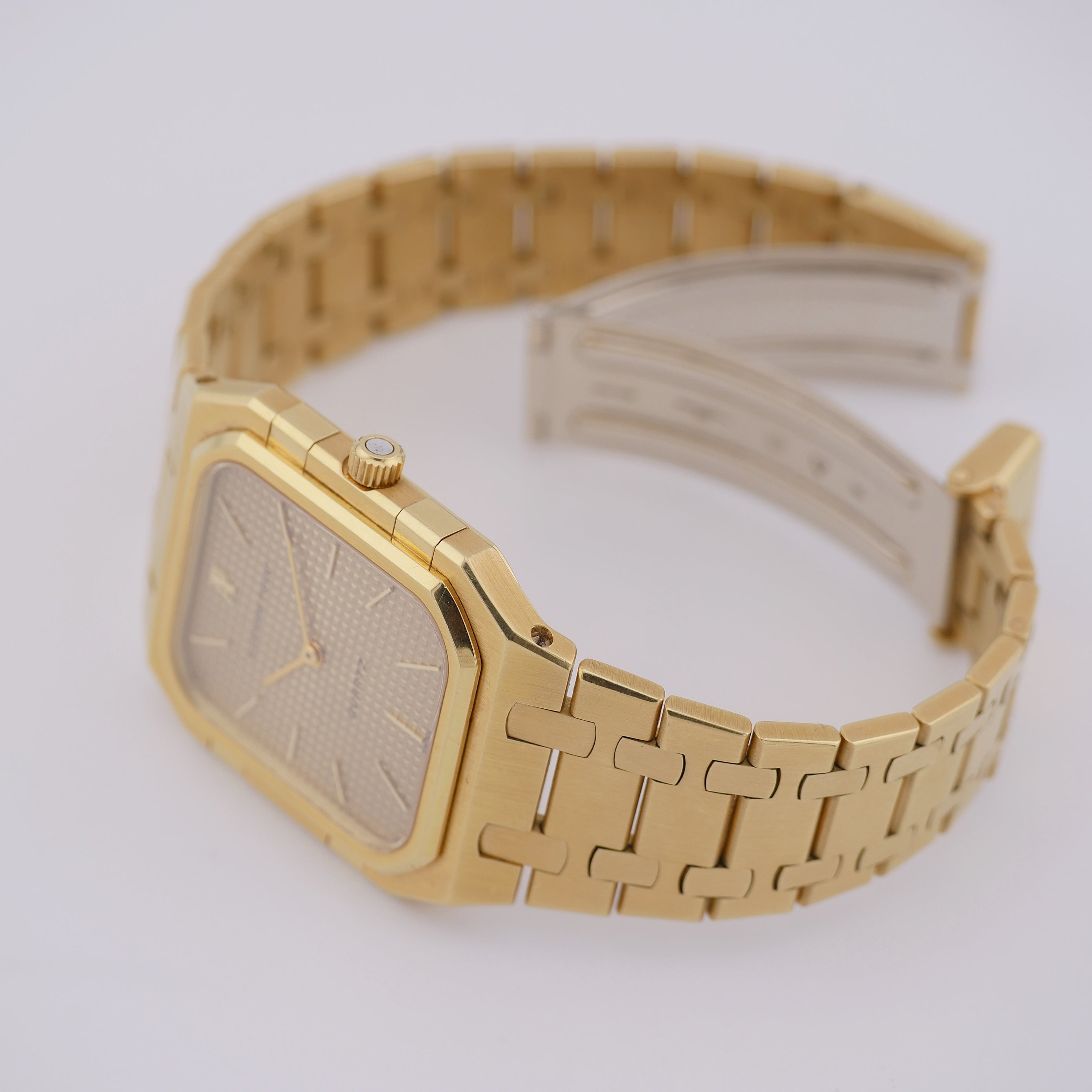 Audemars Piguet Royal Oak Rectangular Gelbgold 56005BA.OO.0477BA.01 - 1978