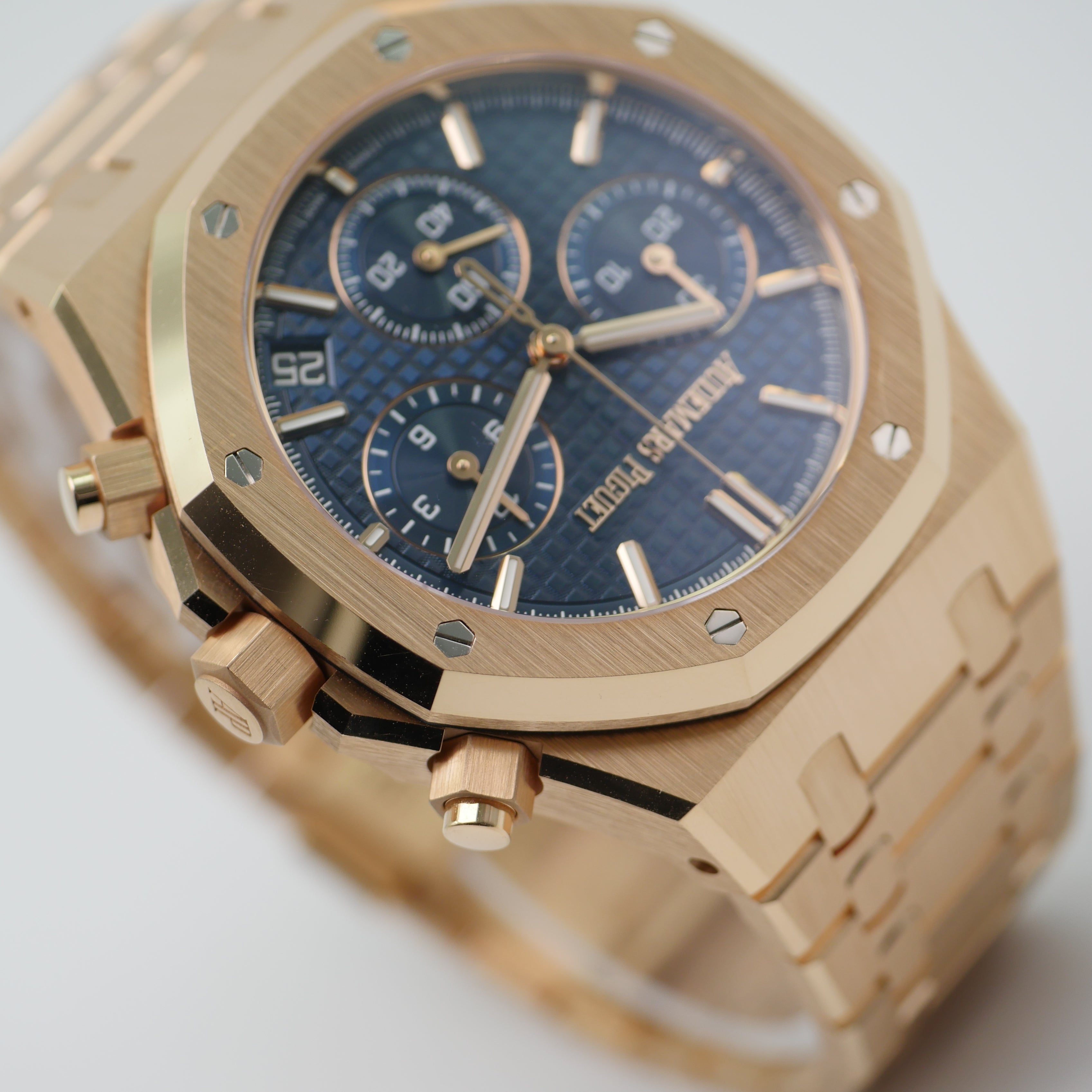 Audemars Piguet Royal Oak Roségold 26240OR.OO.1320OR.01 - 2024