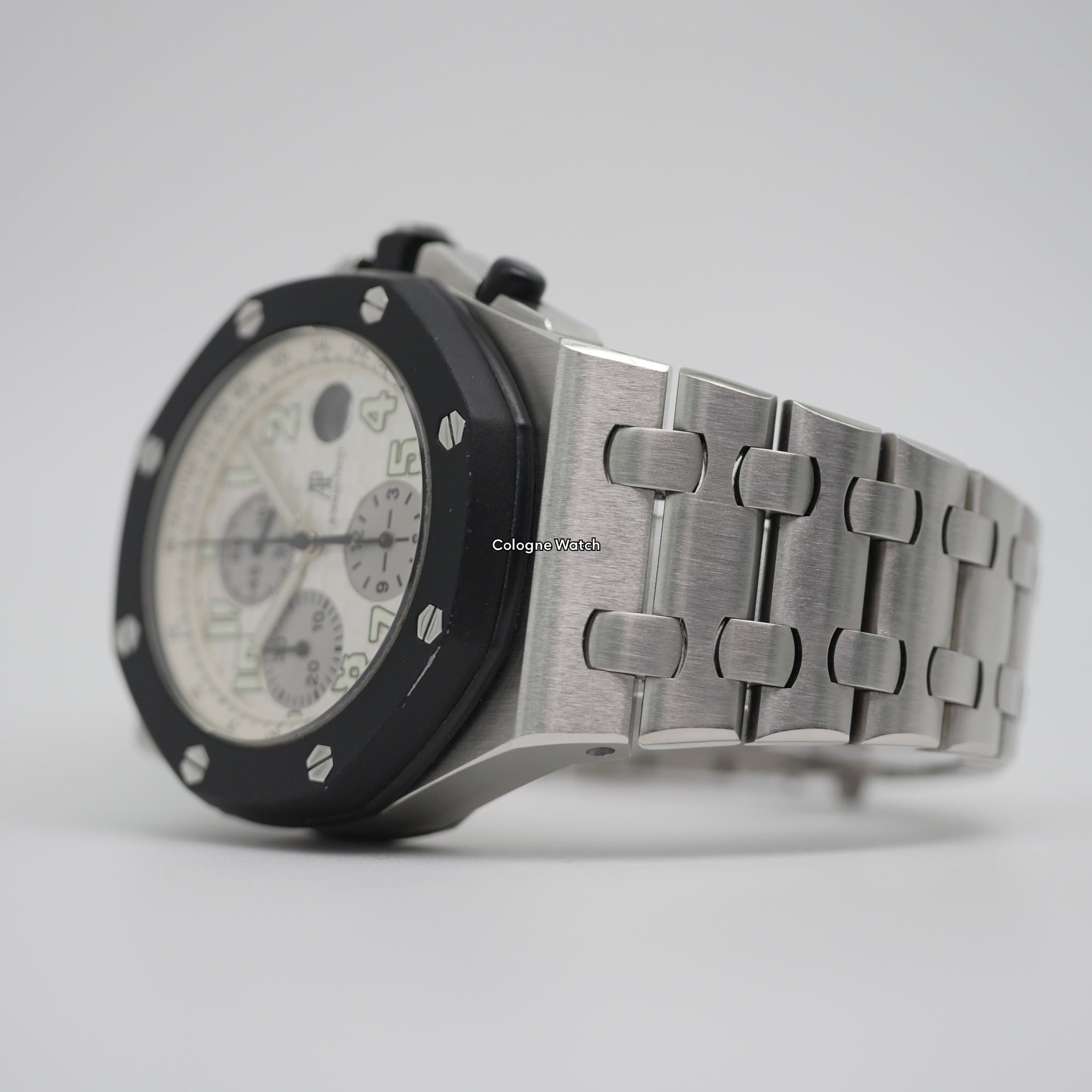 Audemars Piguet Royal Oak Offshore Steel 25940SK.OO.D002CA.02 