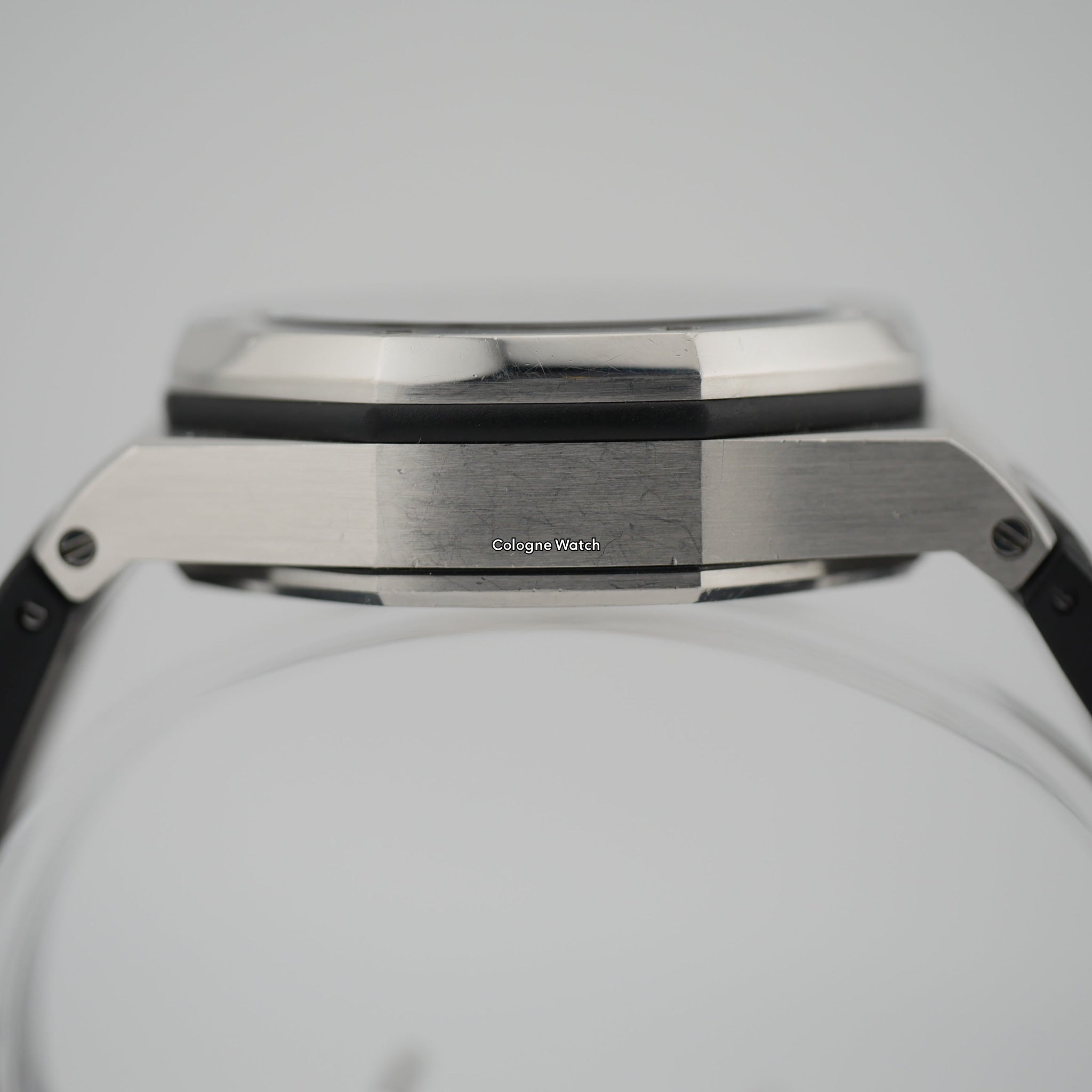 Audemars Piguet Royal Oak Offshore Stahl "Elephant" 26470ST.OO.A104CR.01 - 2017