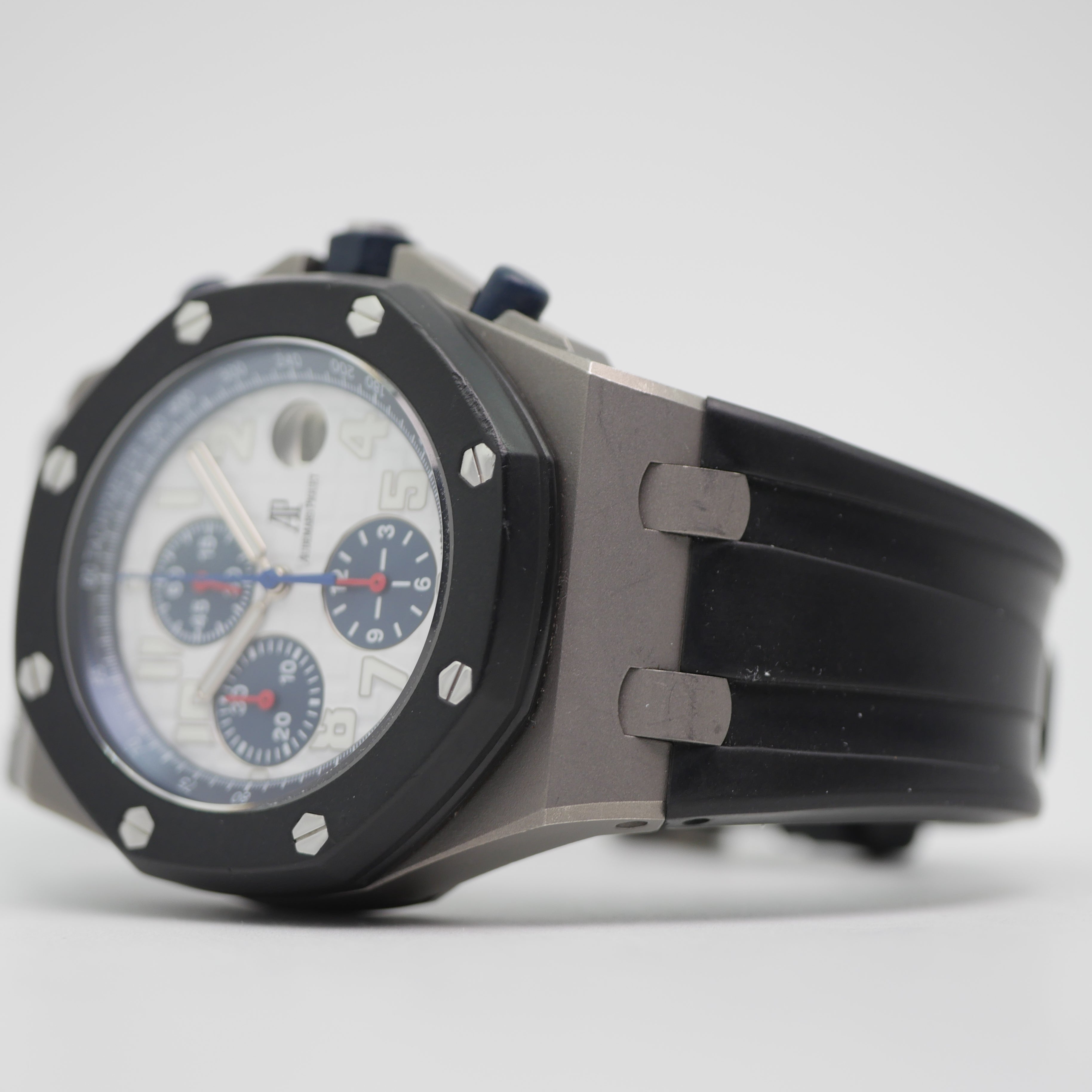 Audemars Piguet Royal Oak Offshore "National Classic" Titanium 26279IK.GG.D002CA.01 - 2007 