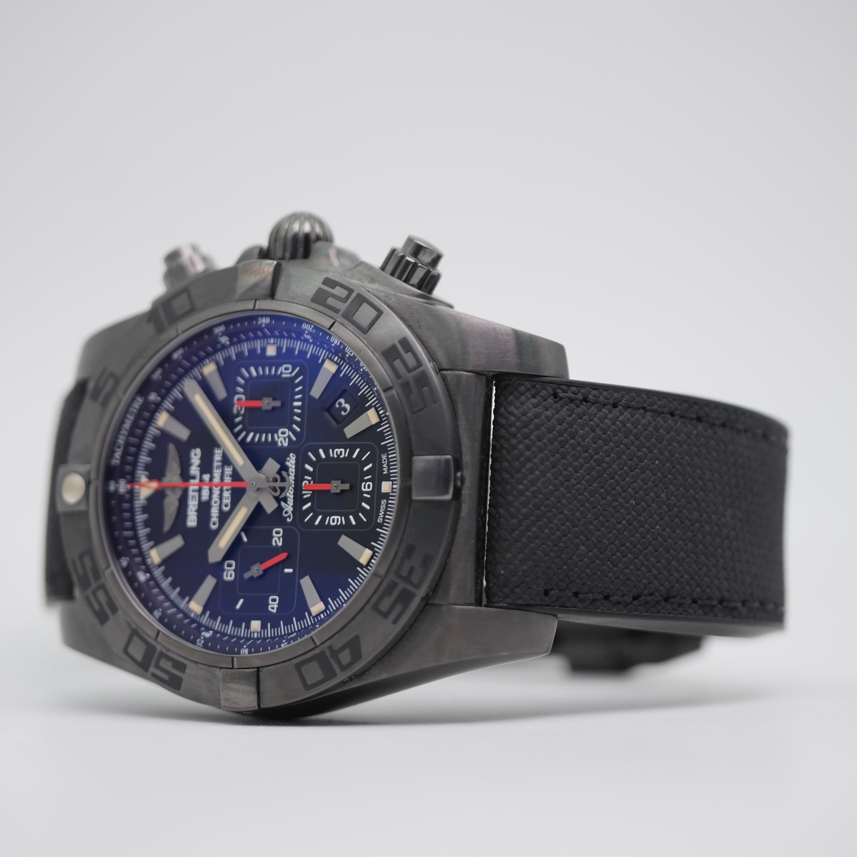 Breitling Chronomat 44 Blacksteel Steel MB0111C3/BE35 - 2020 