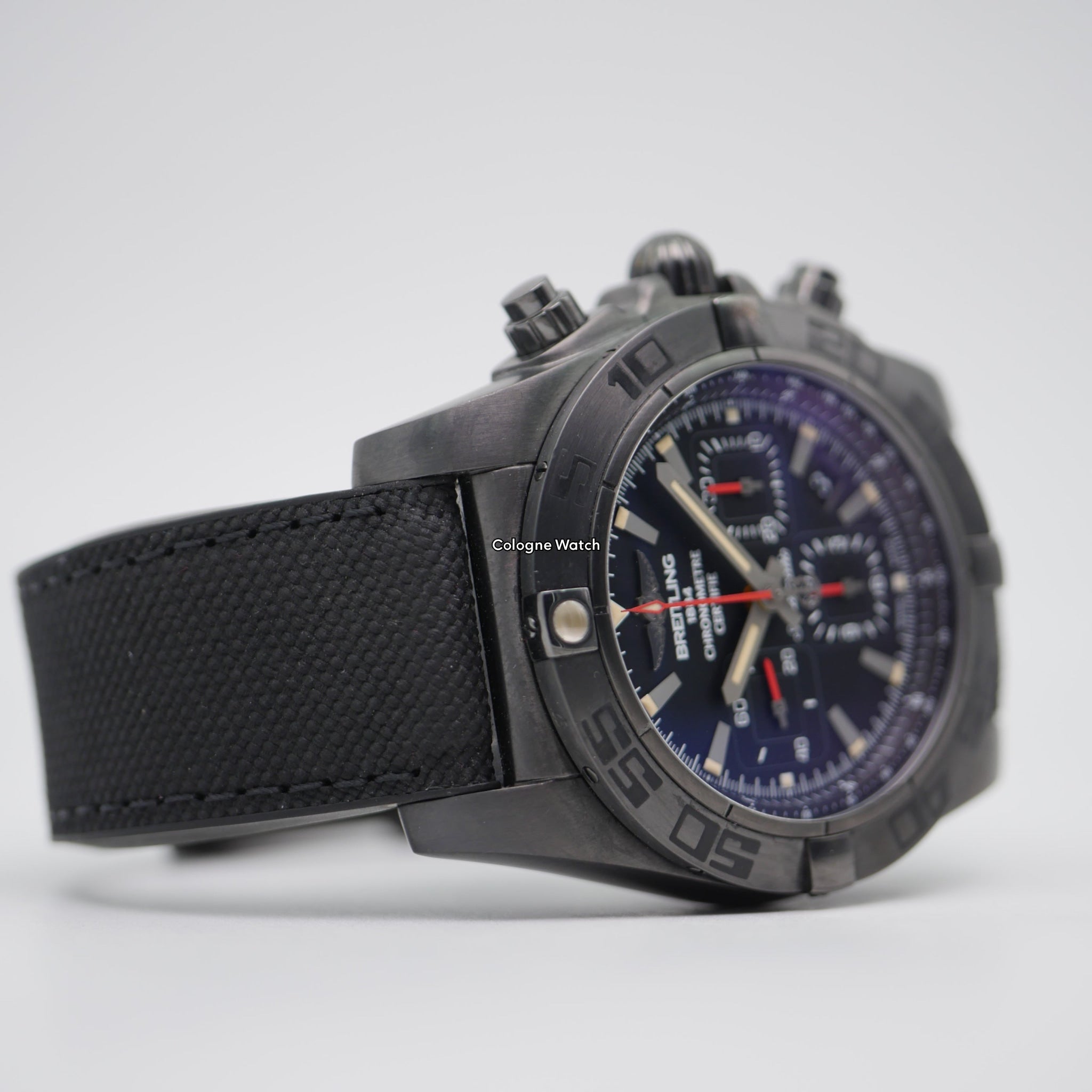 Breitling Chronomat 44 Blacksteel Stahl MB0111C3/BE35 - 2020