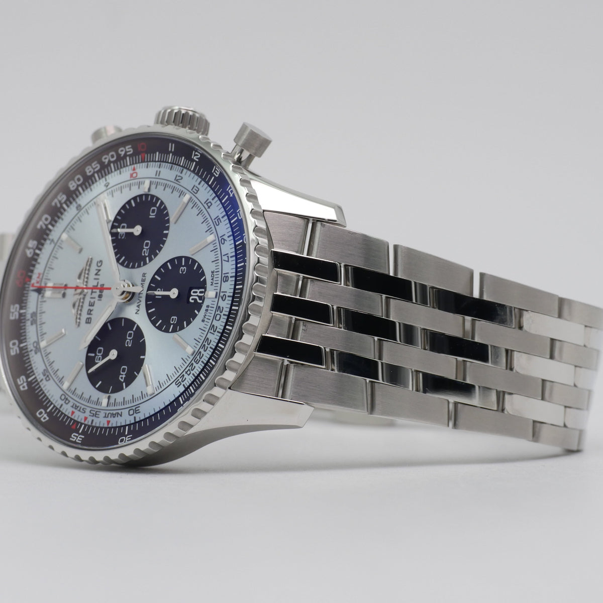 Breitling Navitimer B01 Chronograph 42 Stahl AB0138241C1A1 - 2023