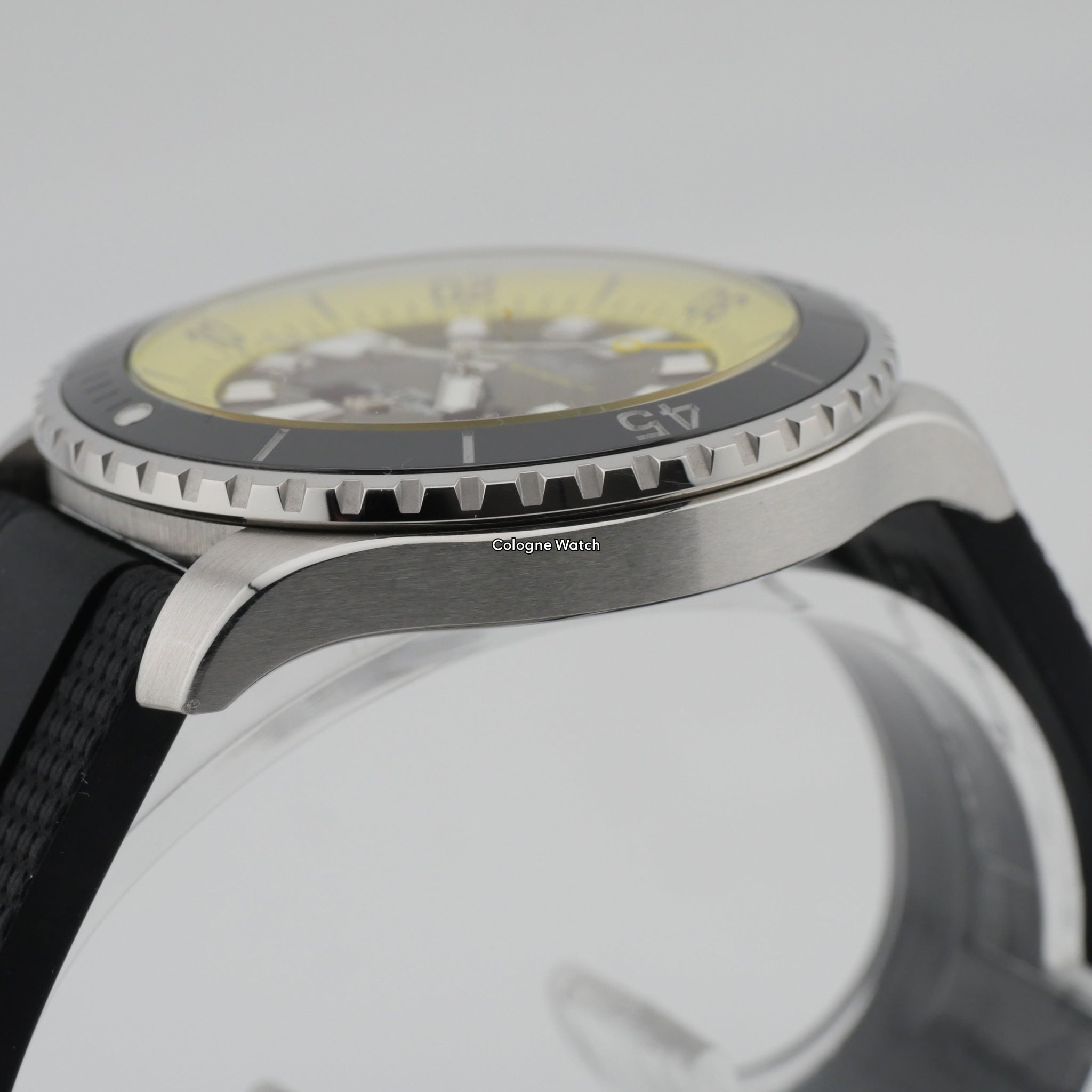 Breitling SuperOcean Automatic 44 Stahl A173762A1B1S1 - 2024