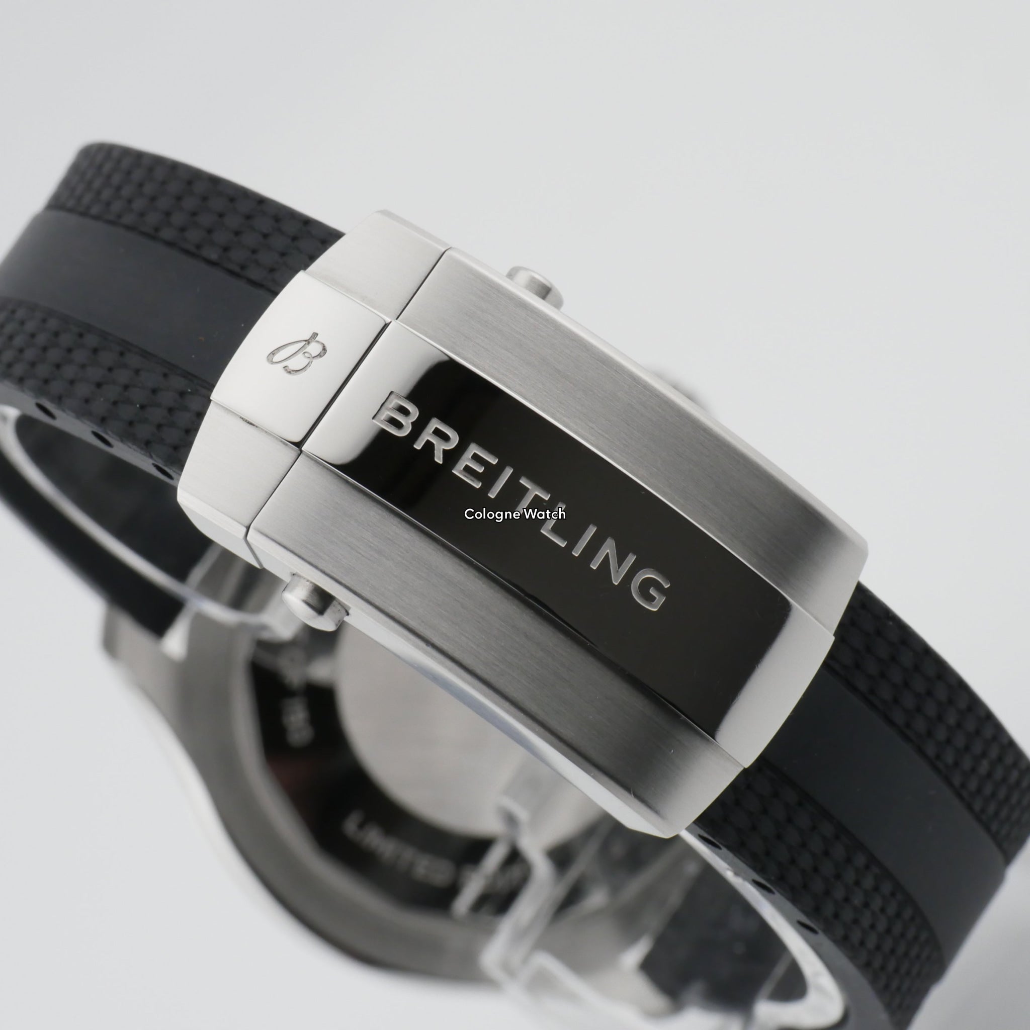 Breitling SuperOcean Automatic 44 Stahl A173762A1B1S1 - 2024