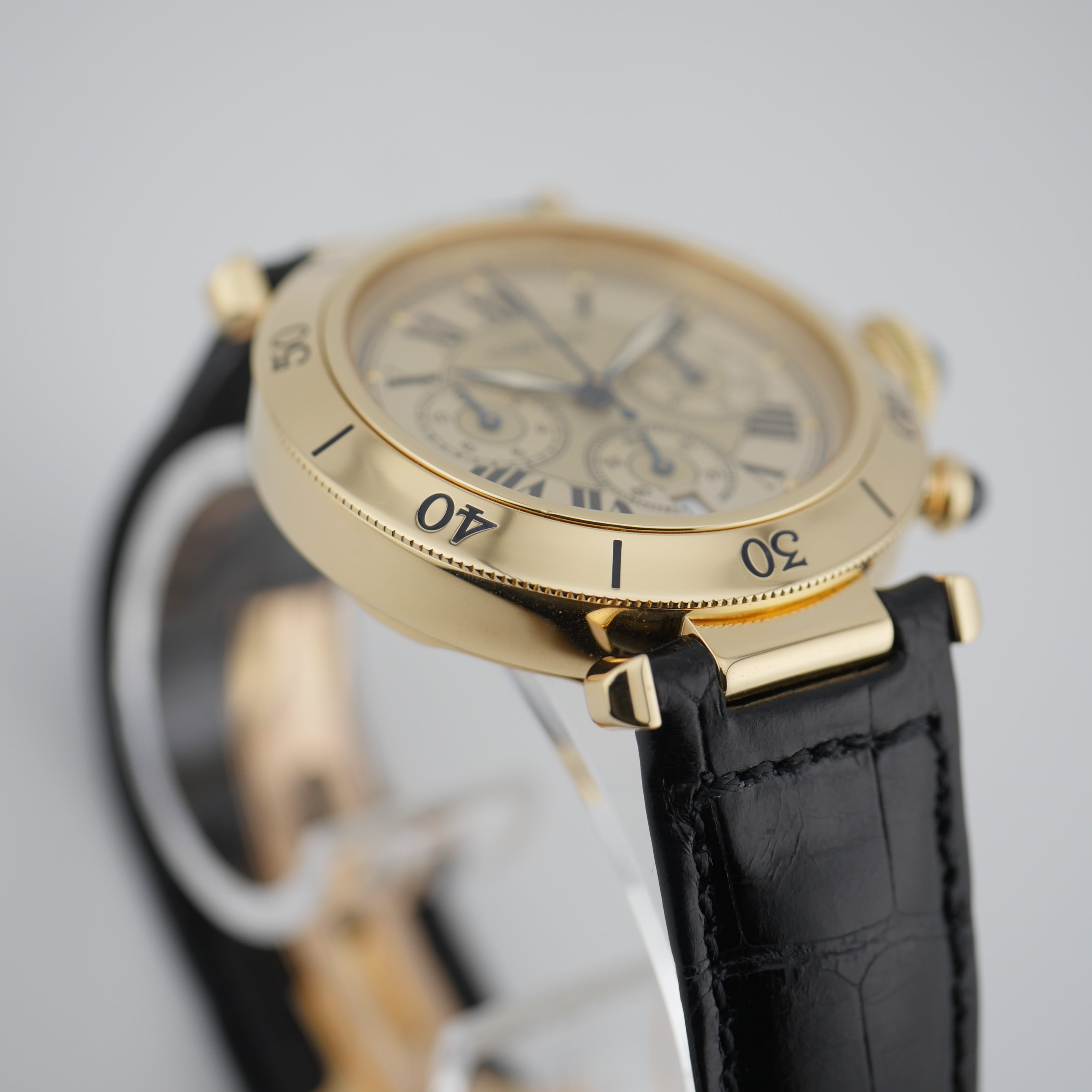 Cartier Pasha Chronograph Gelbgold 2111