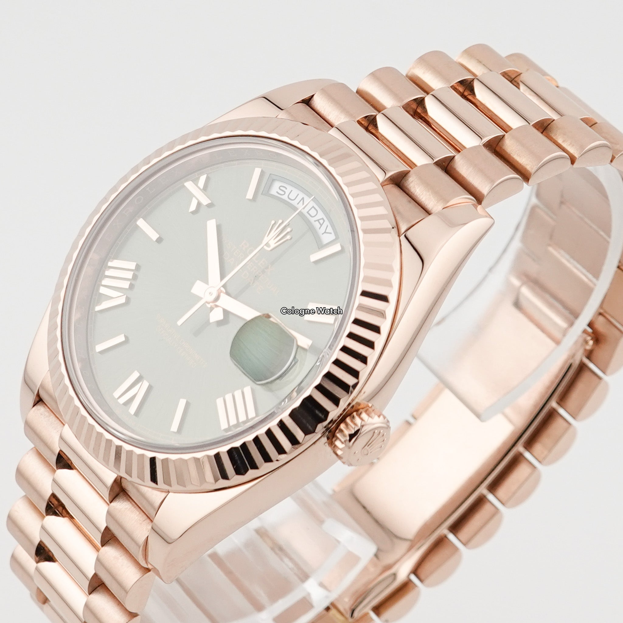 Rolex Day-Date 40 Roségold Olive Green Dial 228235 - 2022