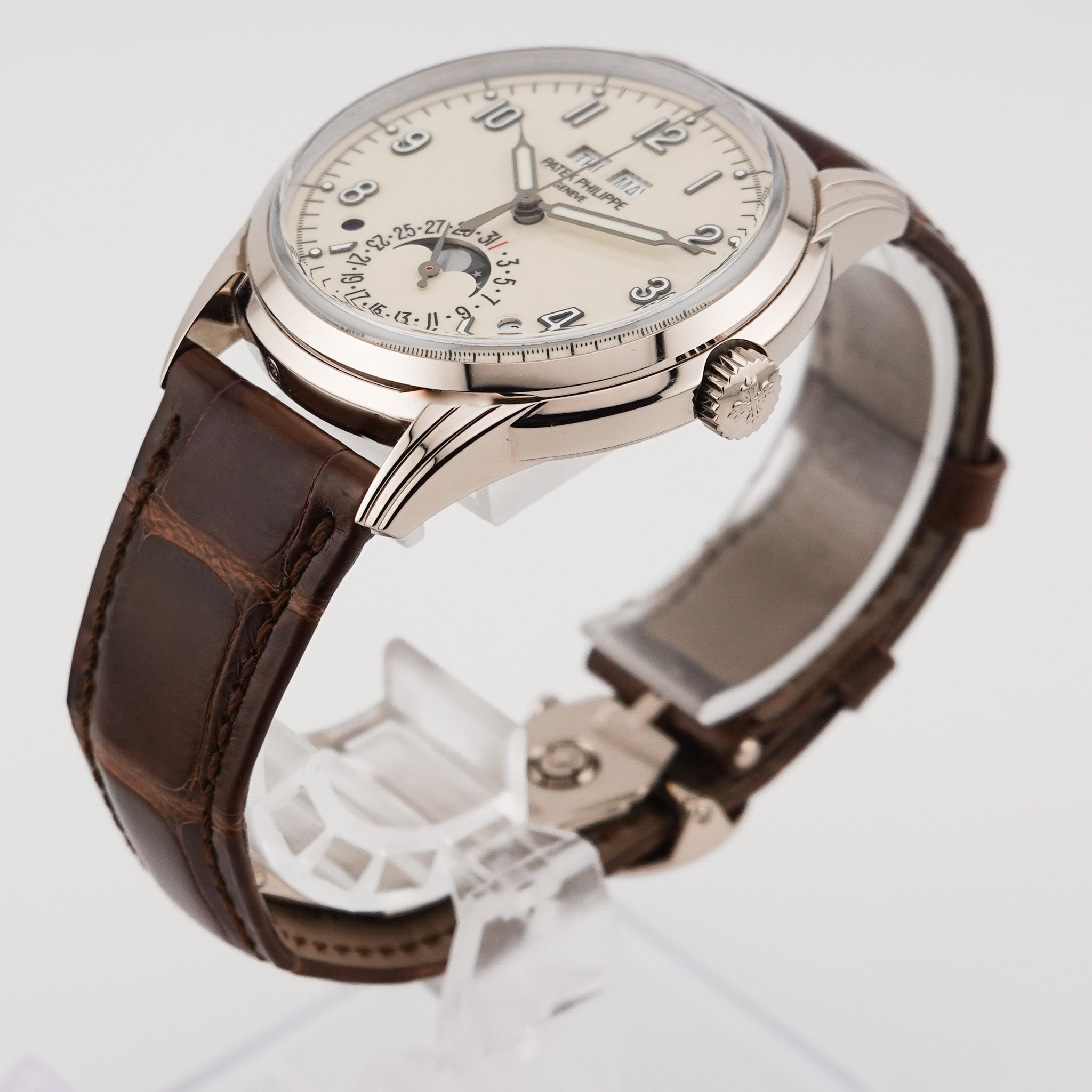 Patek Philippe Perpetual Calendar White Gold 5320G-001 - 2022