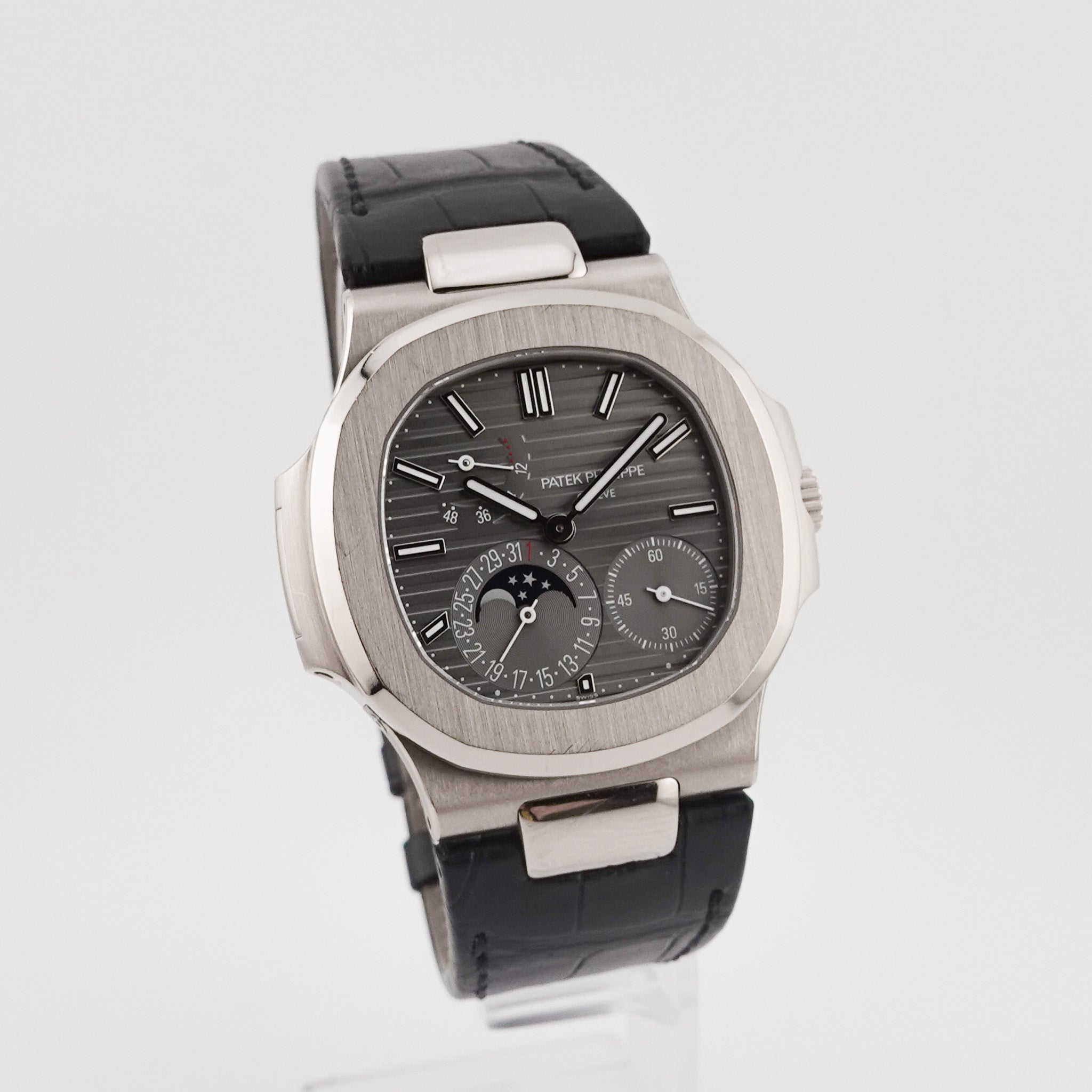 Patek Philippe Nautilus 5712G-001 white gold 2019