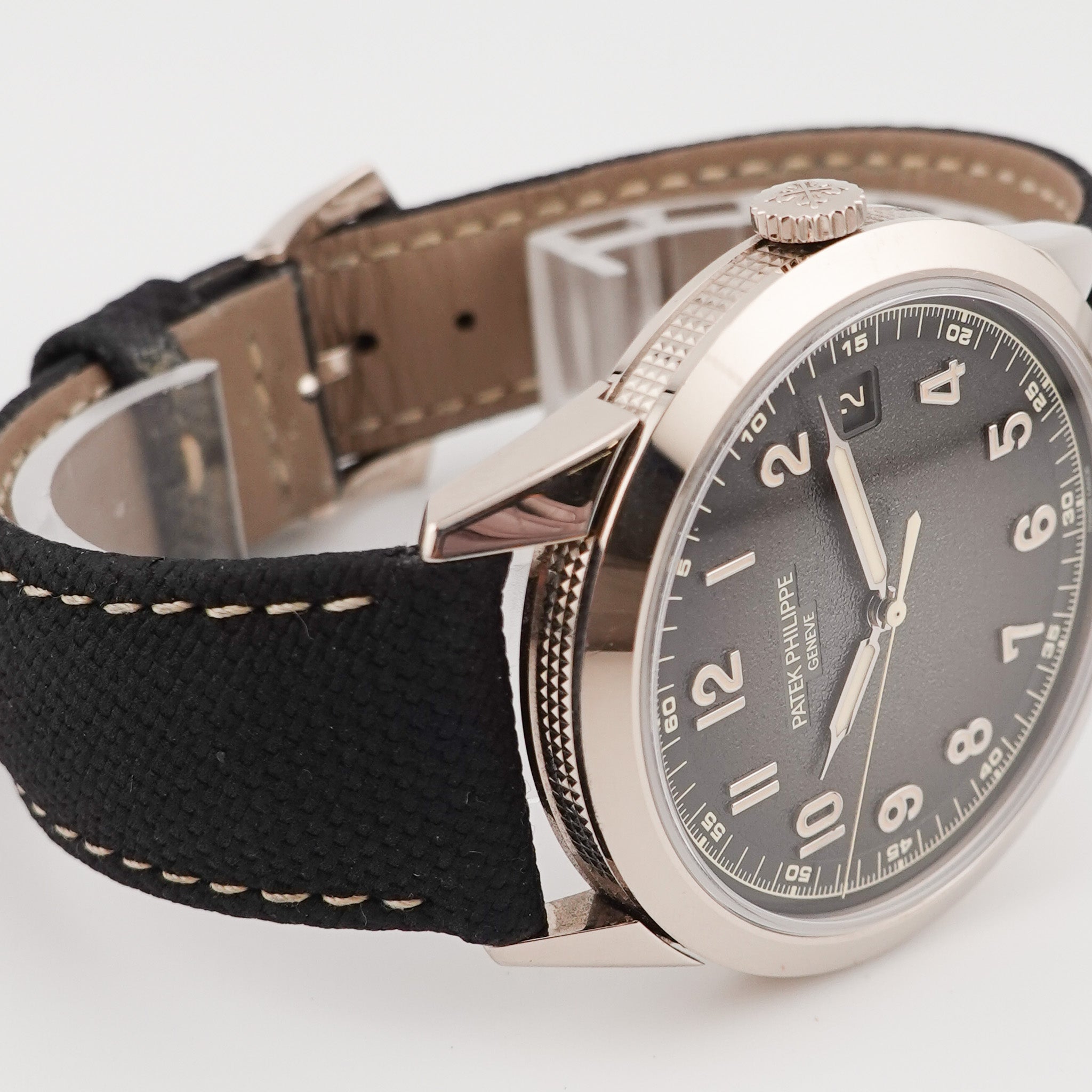 Patek Philippe Calatrava weißgold 5226G-001 - 2024