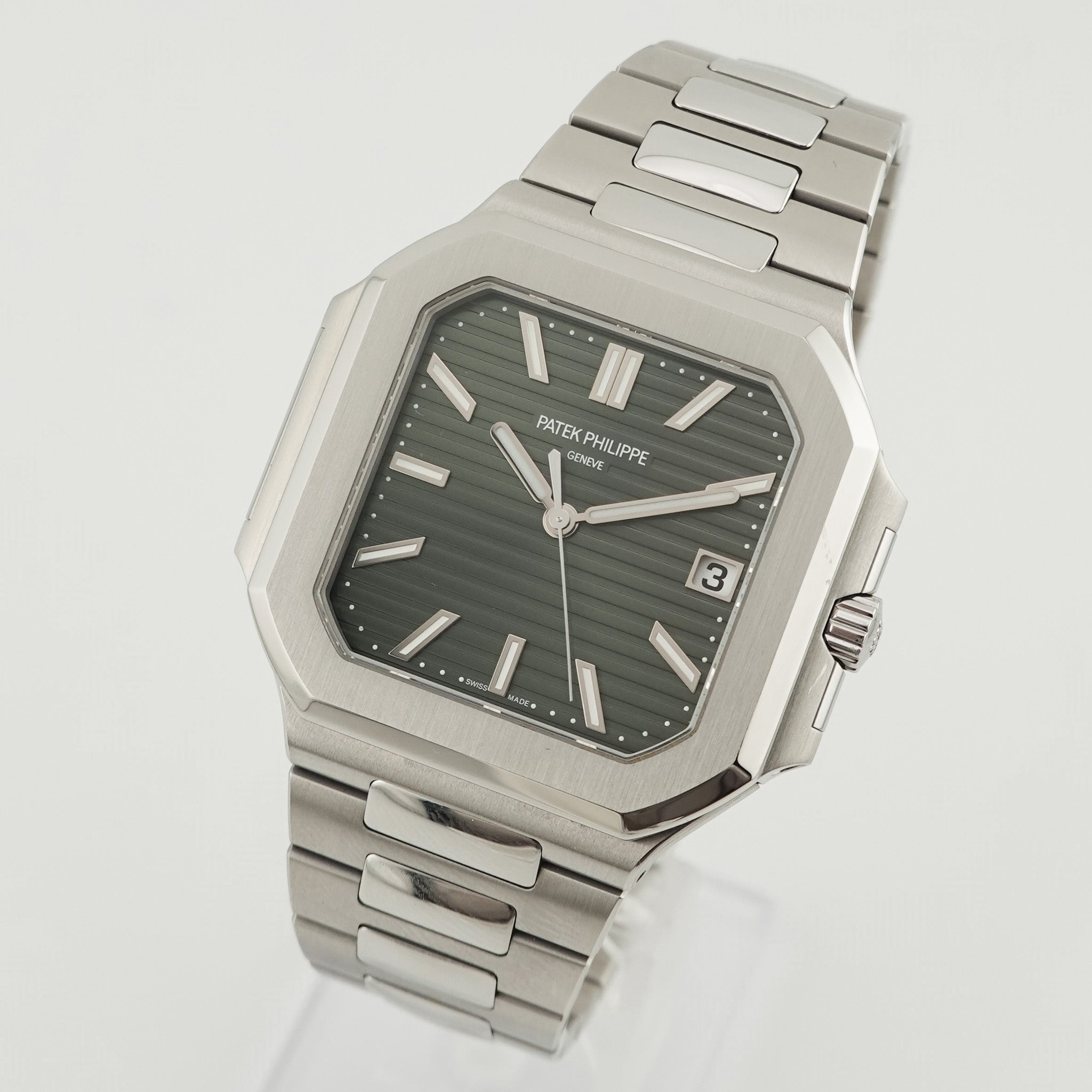 Patek Philippe Cubitus Stahl  5821/1A - 2024