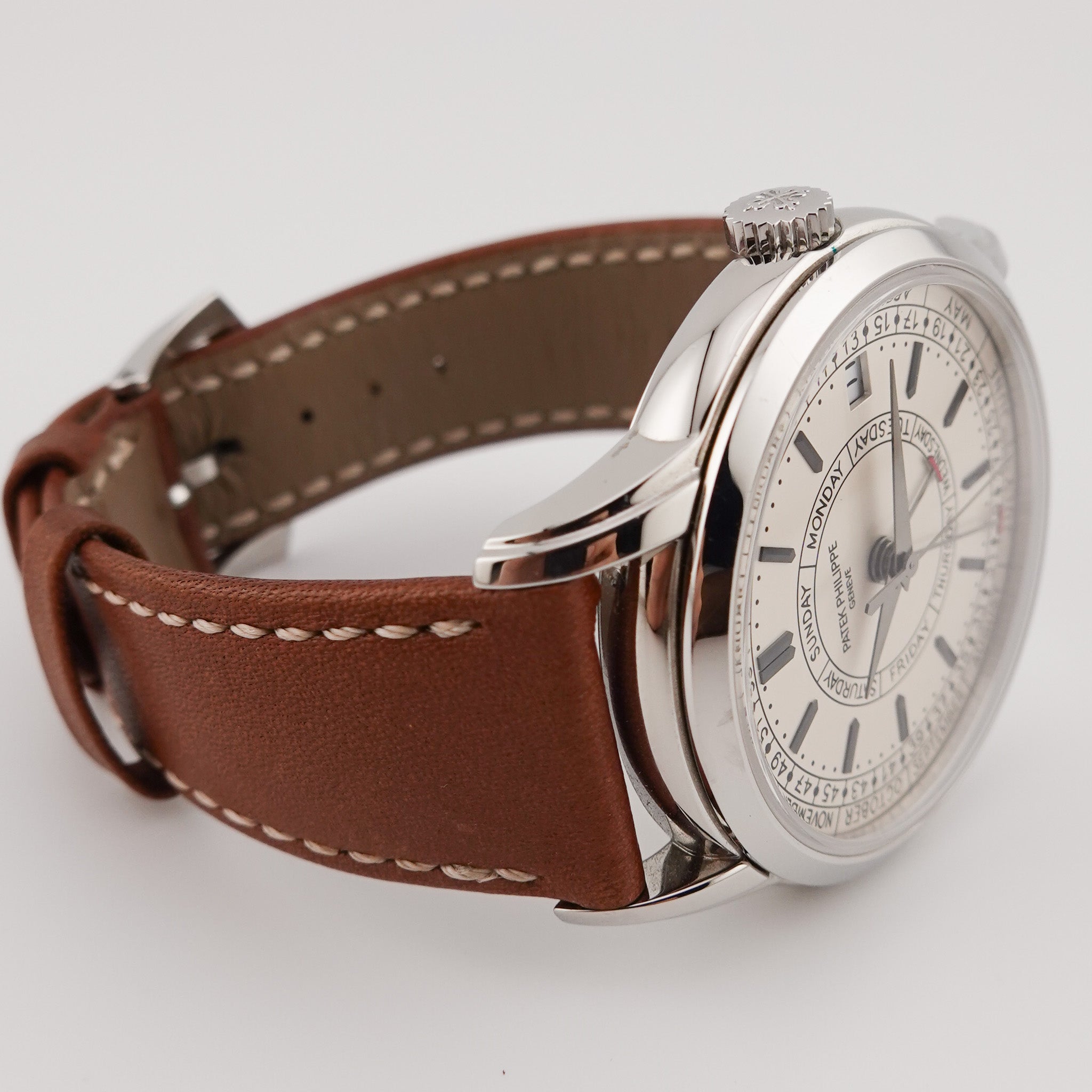 Patek Philippe Calatrava Weekly Calender 5212A-001 - 2022