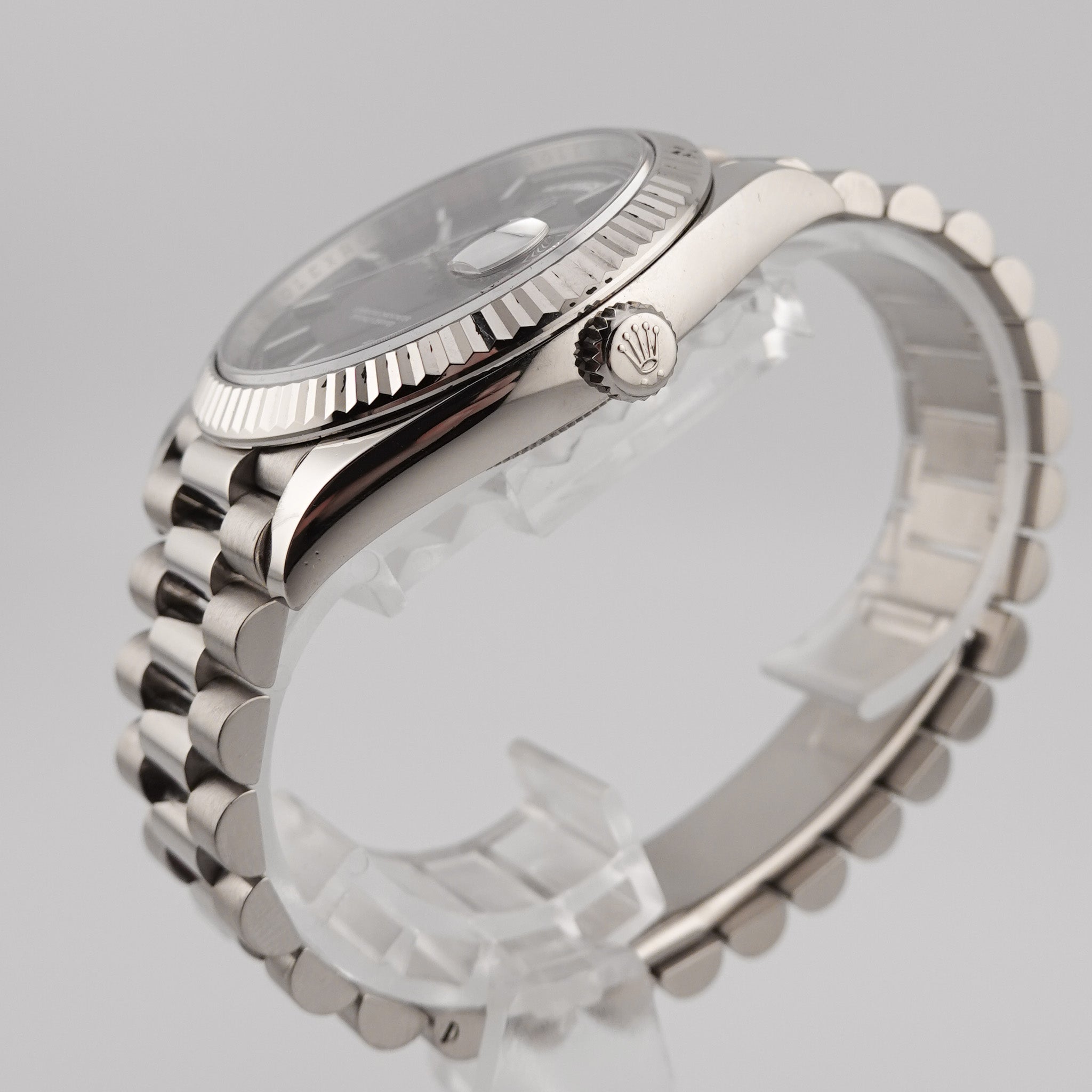 Rolex Day-Date 40 Weißgold 228239 - 2020