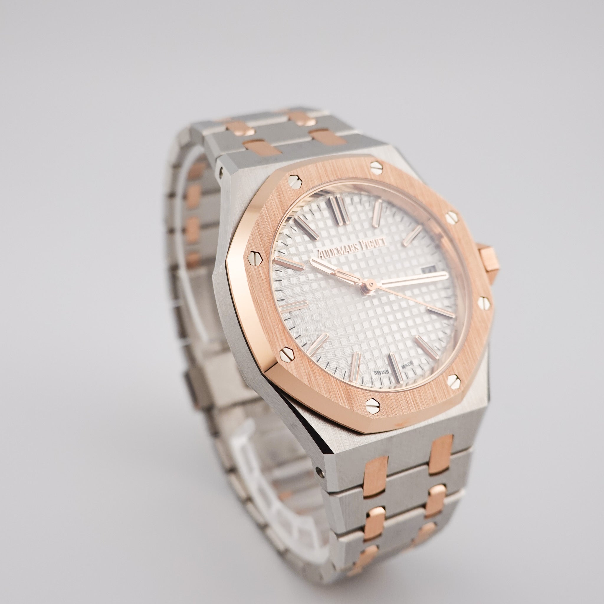 Audemars Piguet Royal Oak 15550SR.OO.1356SR.02 - 2023