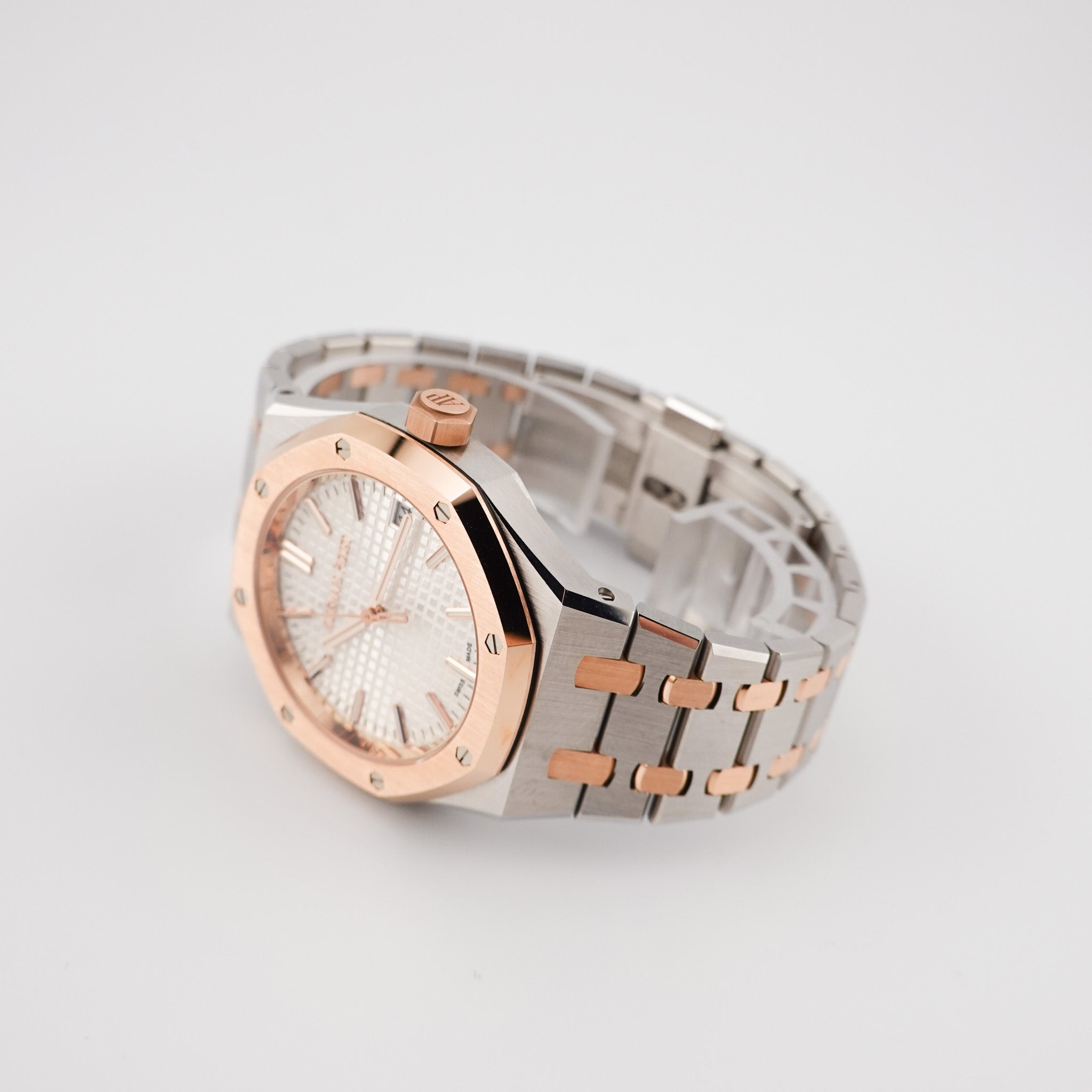 Audemars Piguet Royal Oak 15550SR.OO.1356SR.02 - 2023