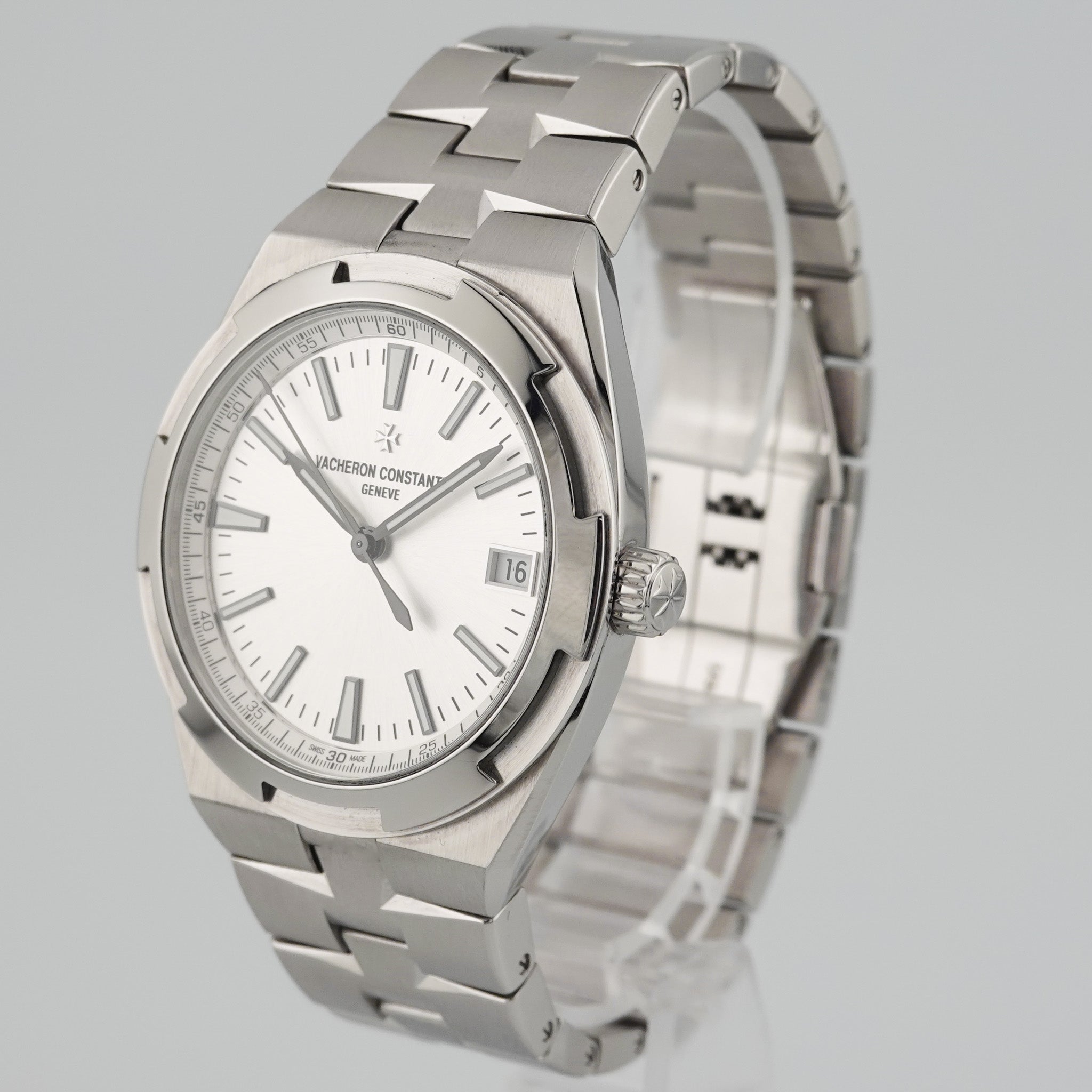 Vacheron Constantin Overseas Steel 4520V - 2024