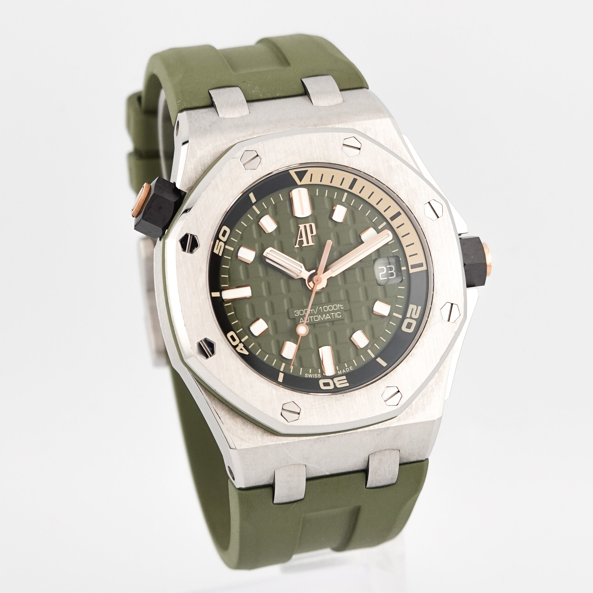 Audemars Piguet Royal Oak Offshore Diver Ceramic 15707CE.OO.A002CA.01 - 2015