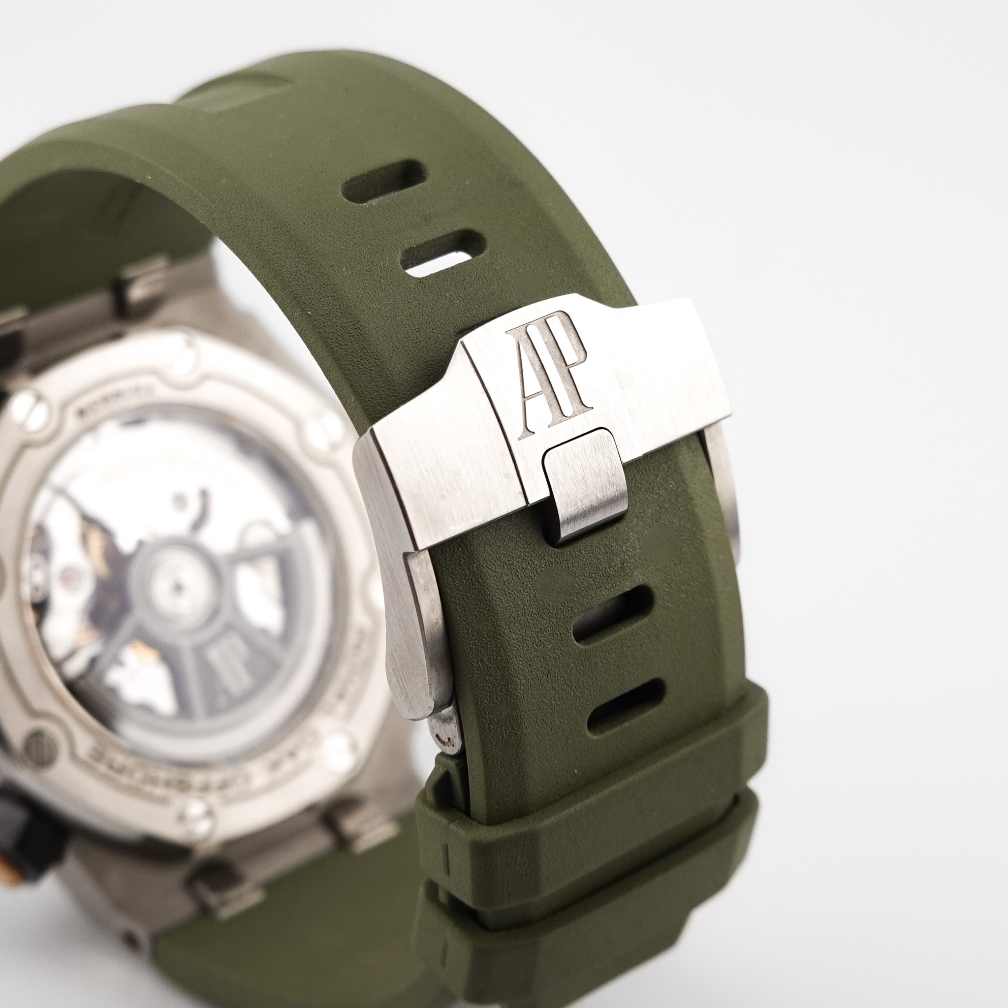 Audemars Piguet Royal Oak Offshore Diver Ceramic 15707CE.OO.A002CA.01 - 2015