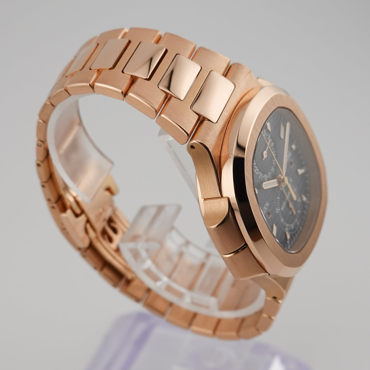 Patek Philippe Nautilus Rosegold 5990/1R-001 - 2021
