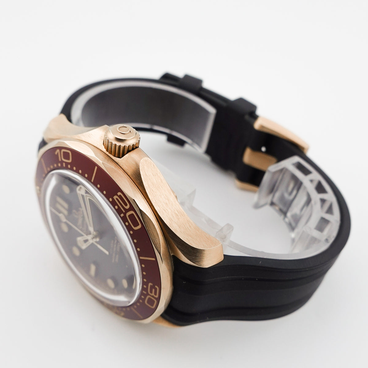 Omega Seamaster Diver 300 M Gold 42 2026 Omega Seamaster Bronze Gold - 210.92.42.20.01.003