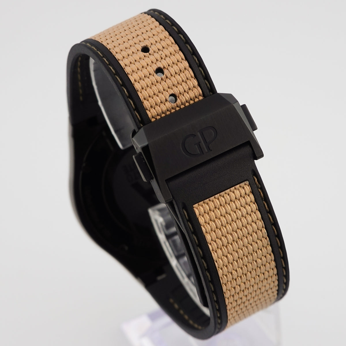 Girard Perregaux Laureato "Gold Fever" Titan 810060 - 2022