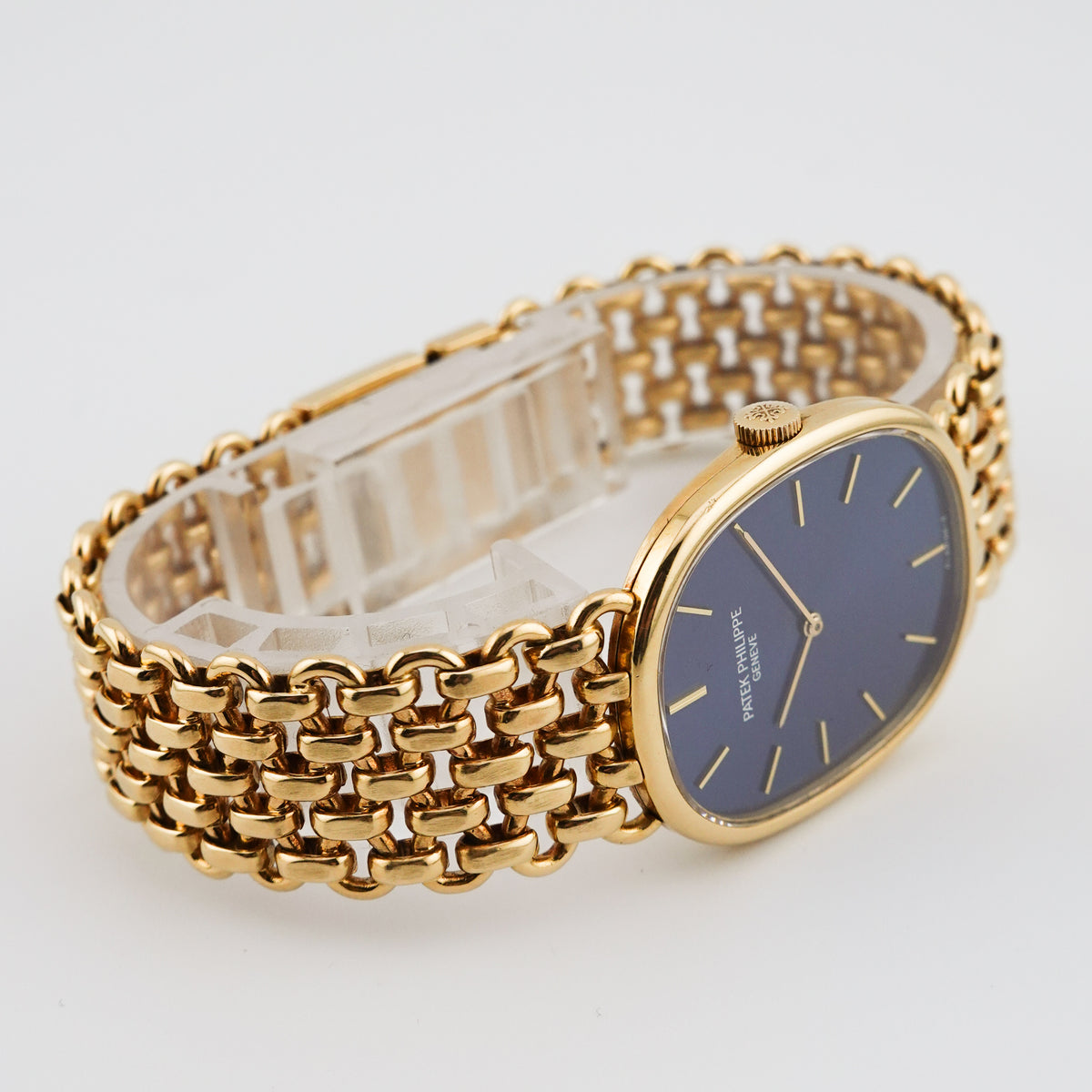 Patek Philippe Ellipse Gelbgold 3848/1 - 1984 Extrakt from Archive