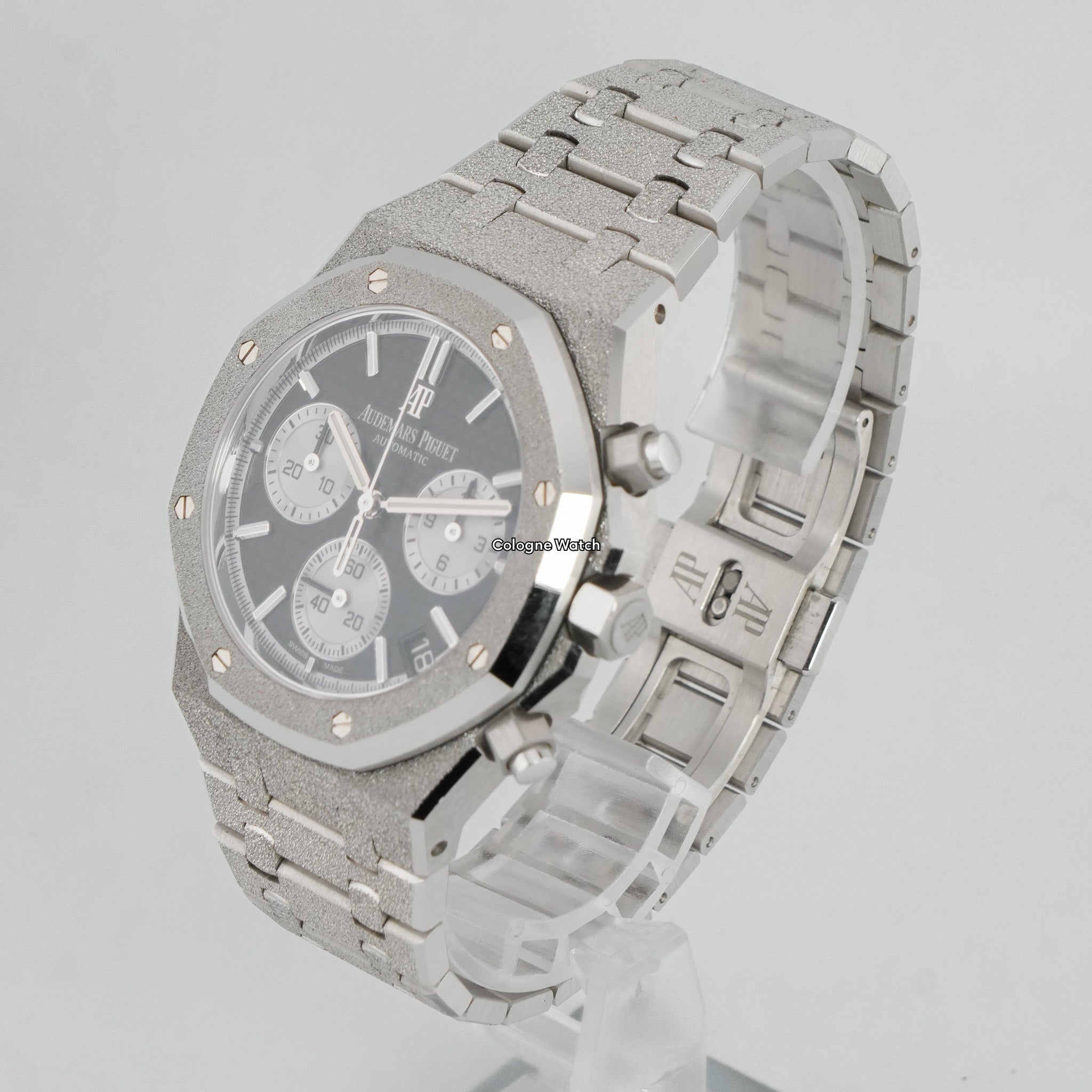 Audemars Piguet Royal Oak Chronograph Frosted White Gold 26239BC.GG - 2022