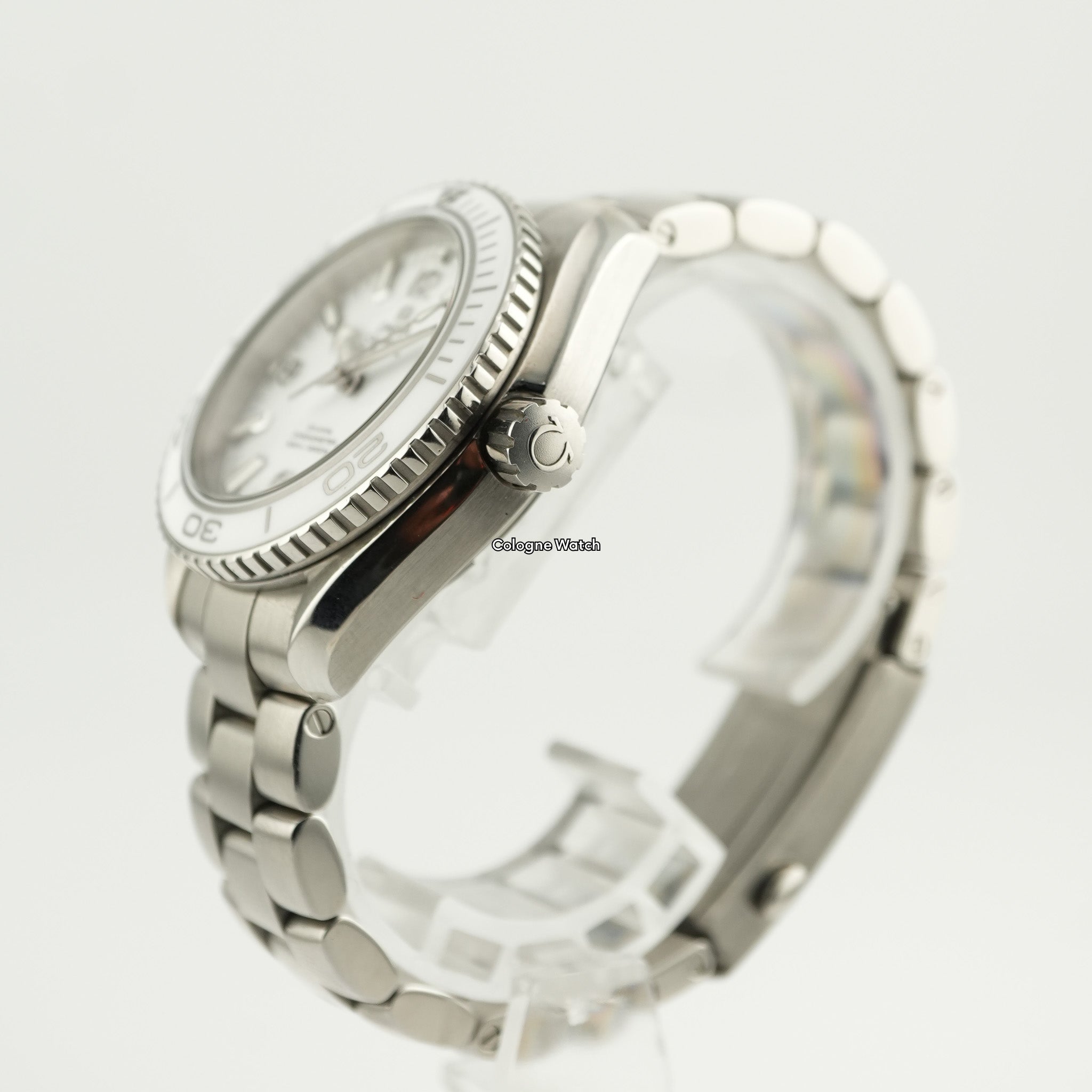 Omega Seamaster Planet Ocean 232.30.38.20.04.001 - 2016