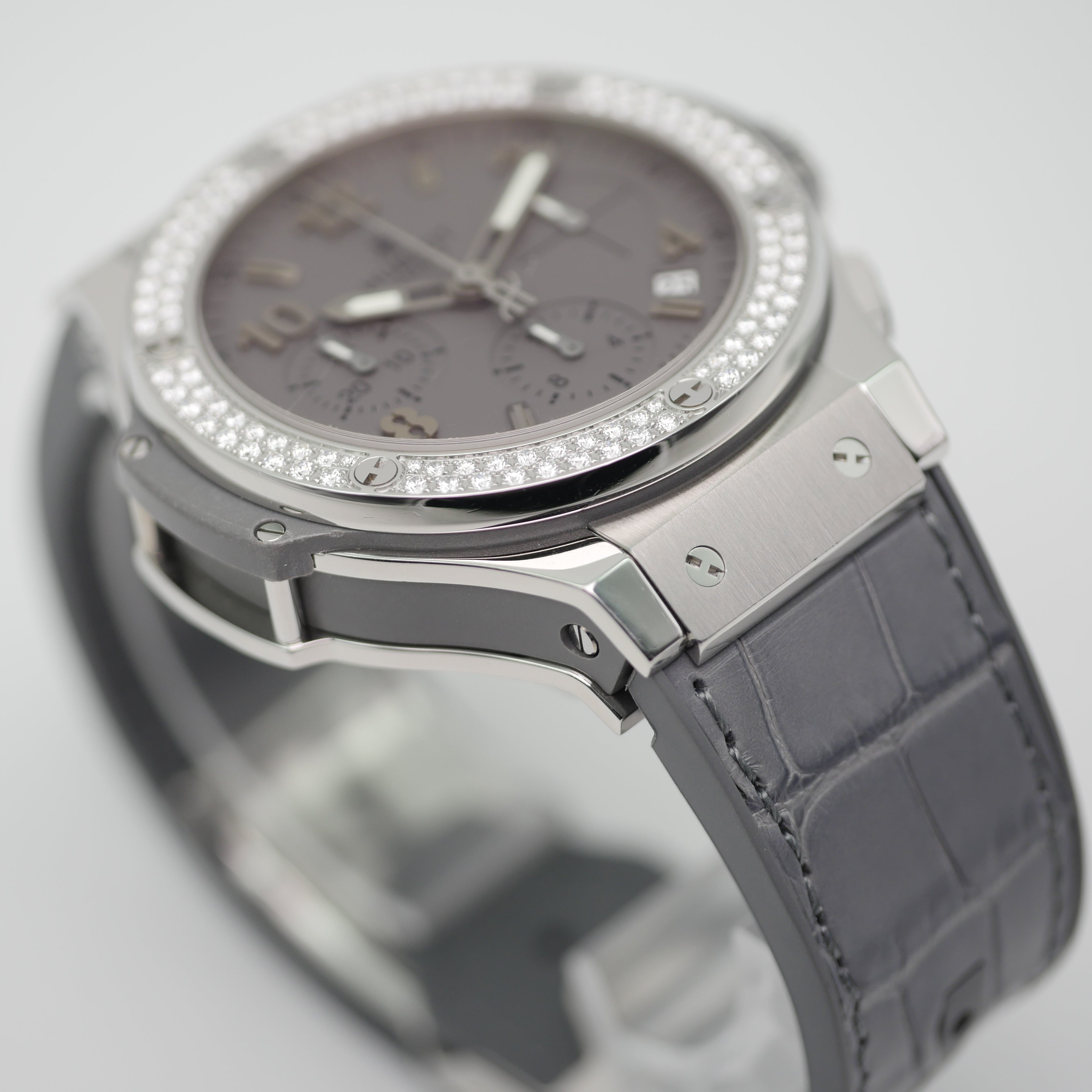 Hublot Big Bang "Earl Grey" Stahl 342.ST.5010.LR.1104 - 2012 ( Hublot serviced 2023 )