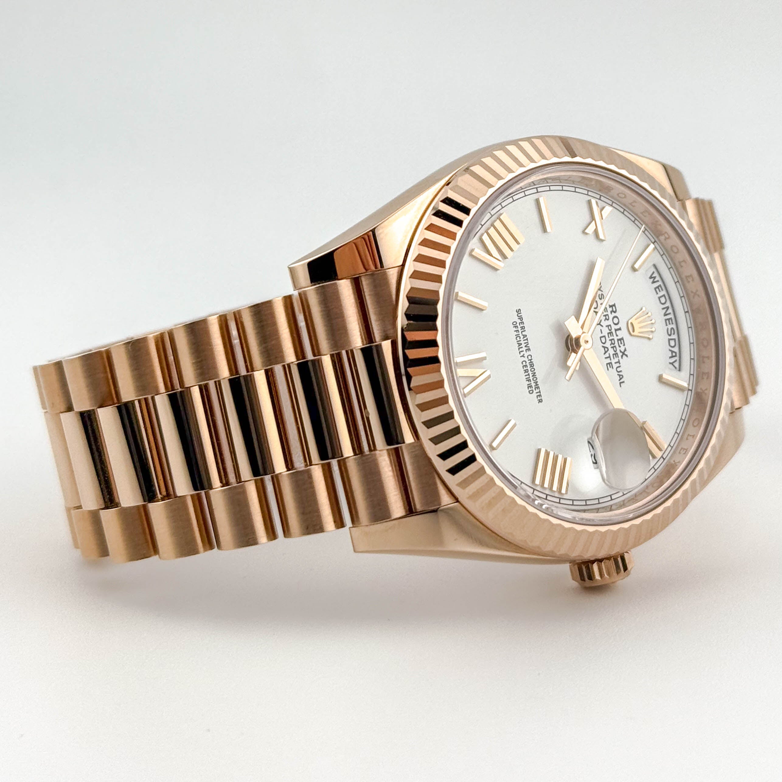 Rolex Day-Date 40 Roségold 228235 - 2024