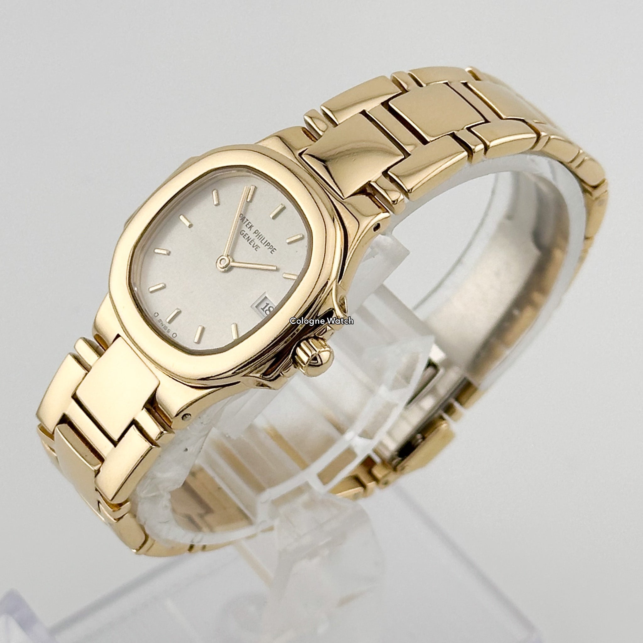 Patek Philippe Nautilus 4700/051 - 1992