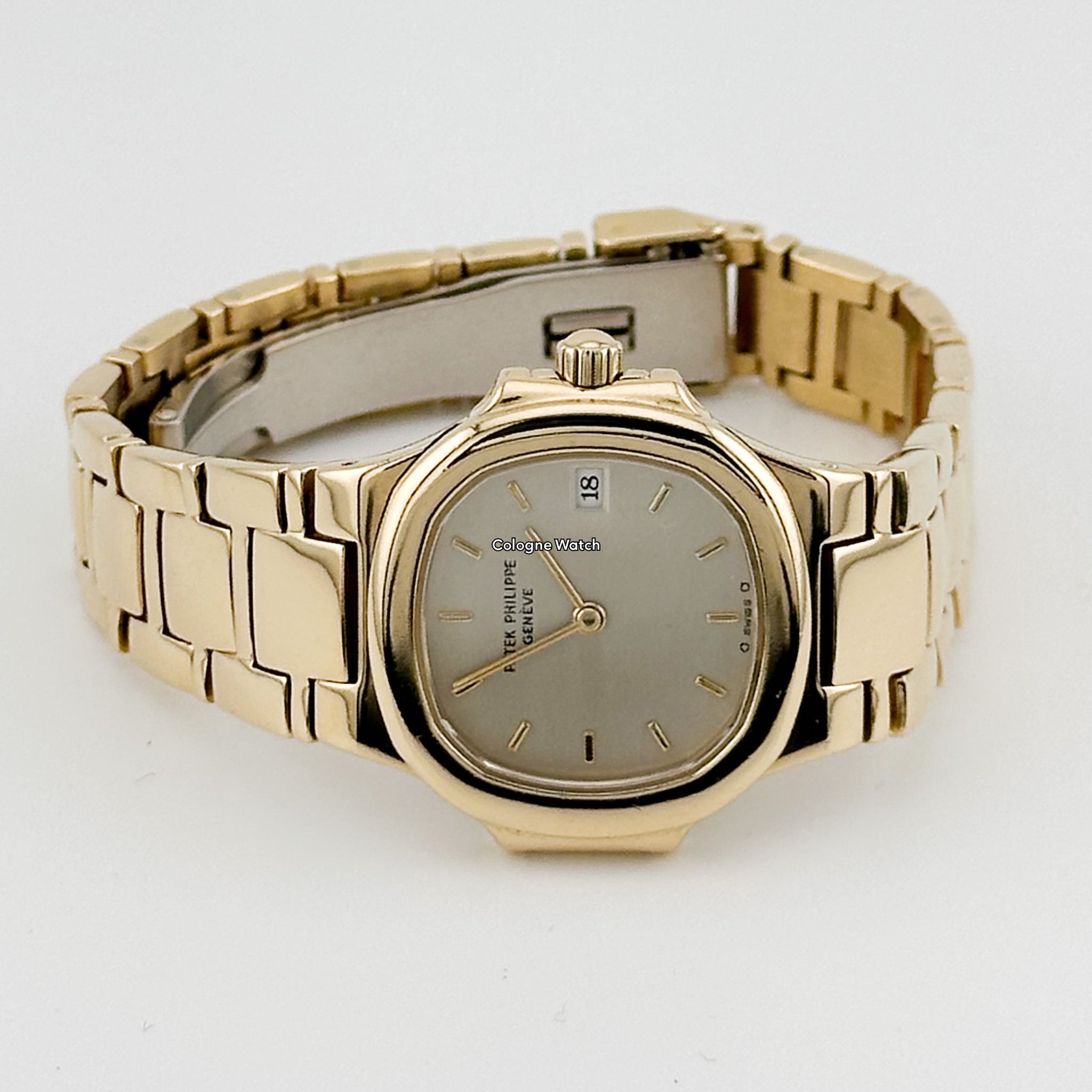 Patek Philippe Nautilus 4700/051 - 1992