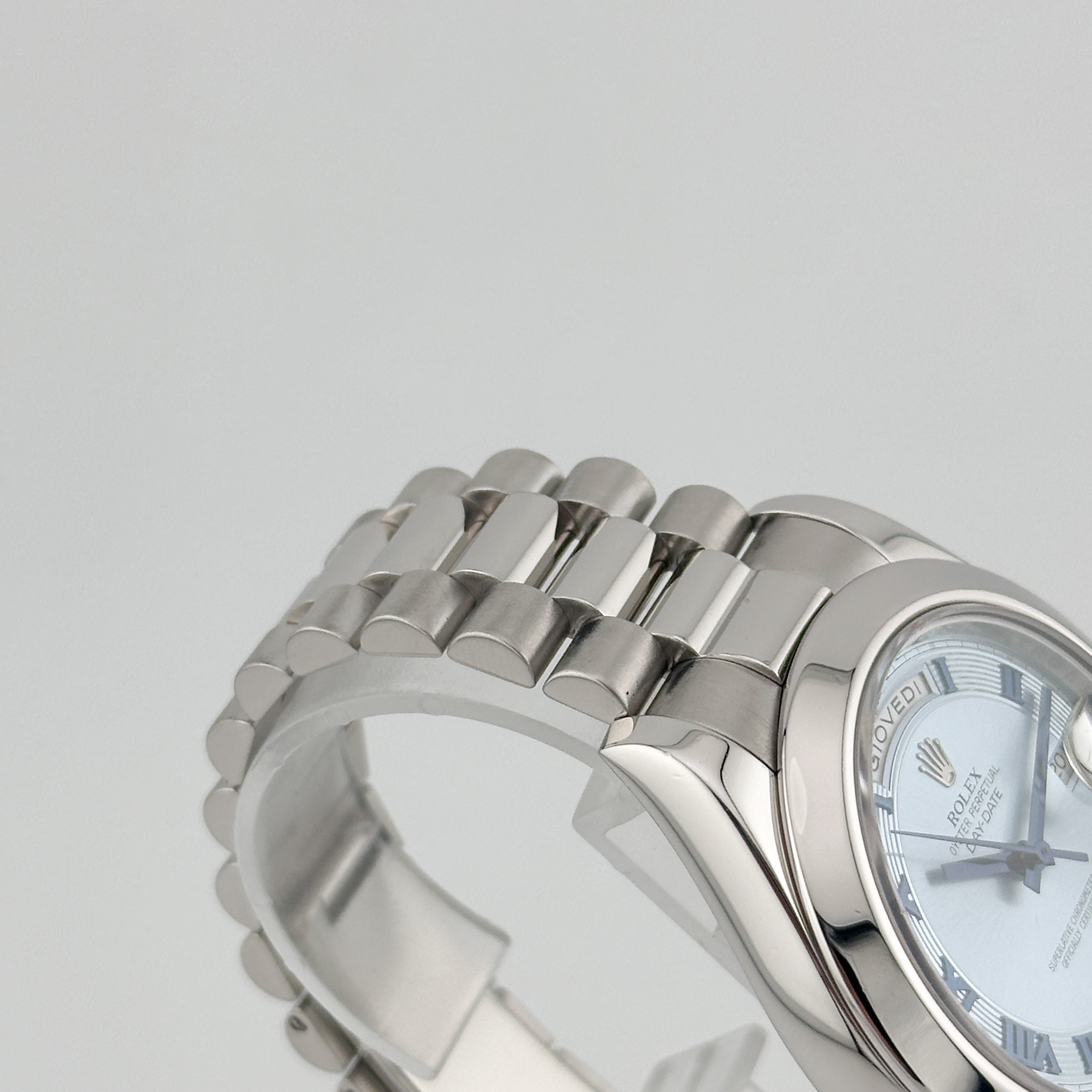 Rolex Day-Date II Platinum 218206 - 2009 