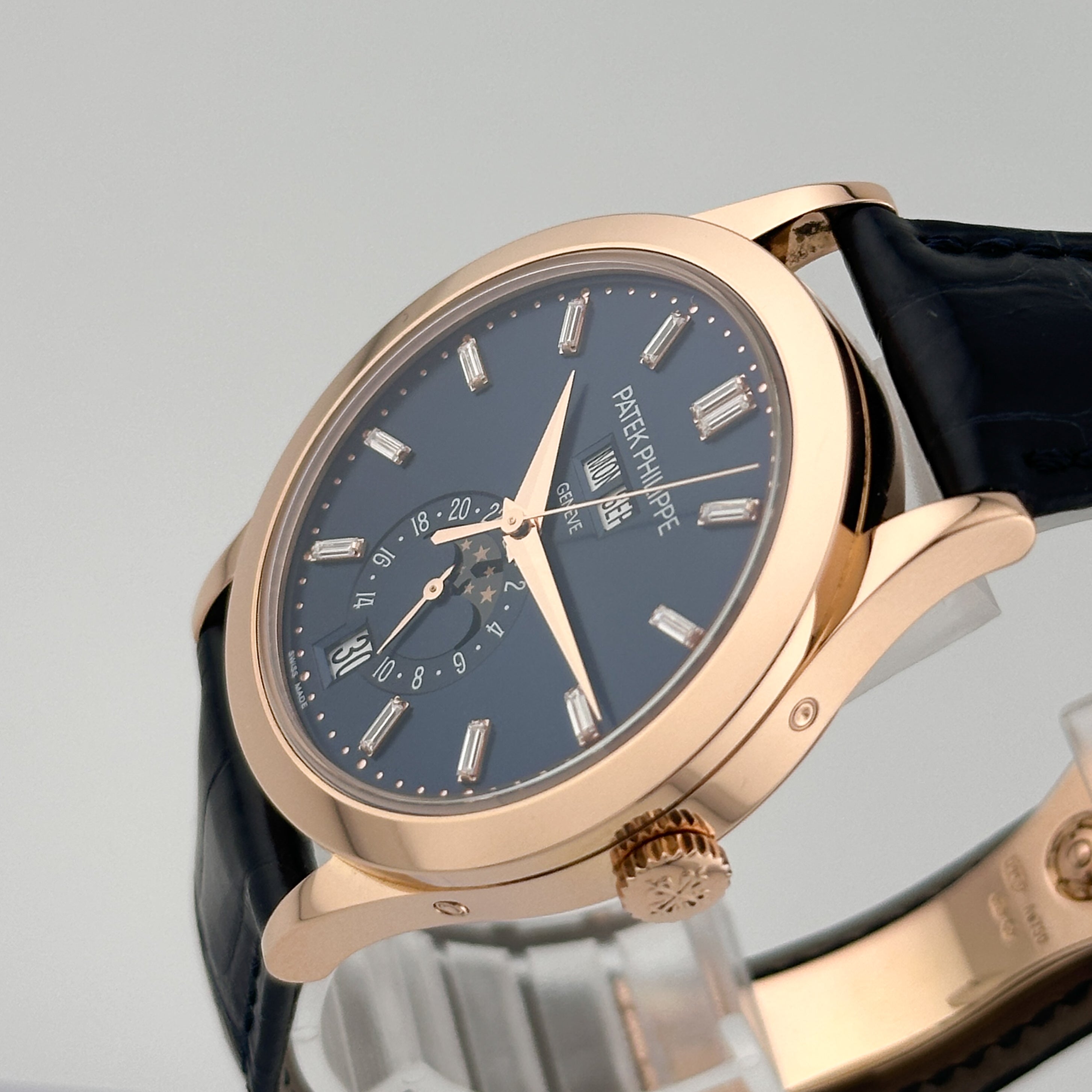 Patek Philippe Annual Calendar Rosegold 5396R-015 - 2021