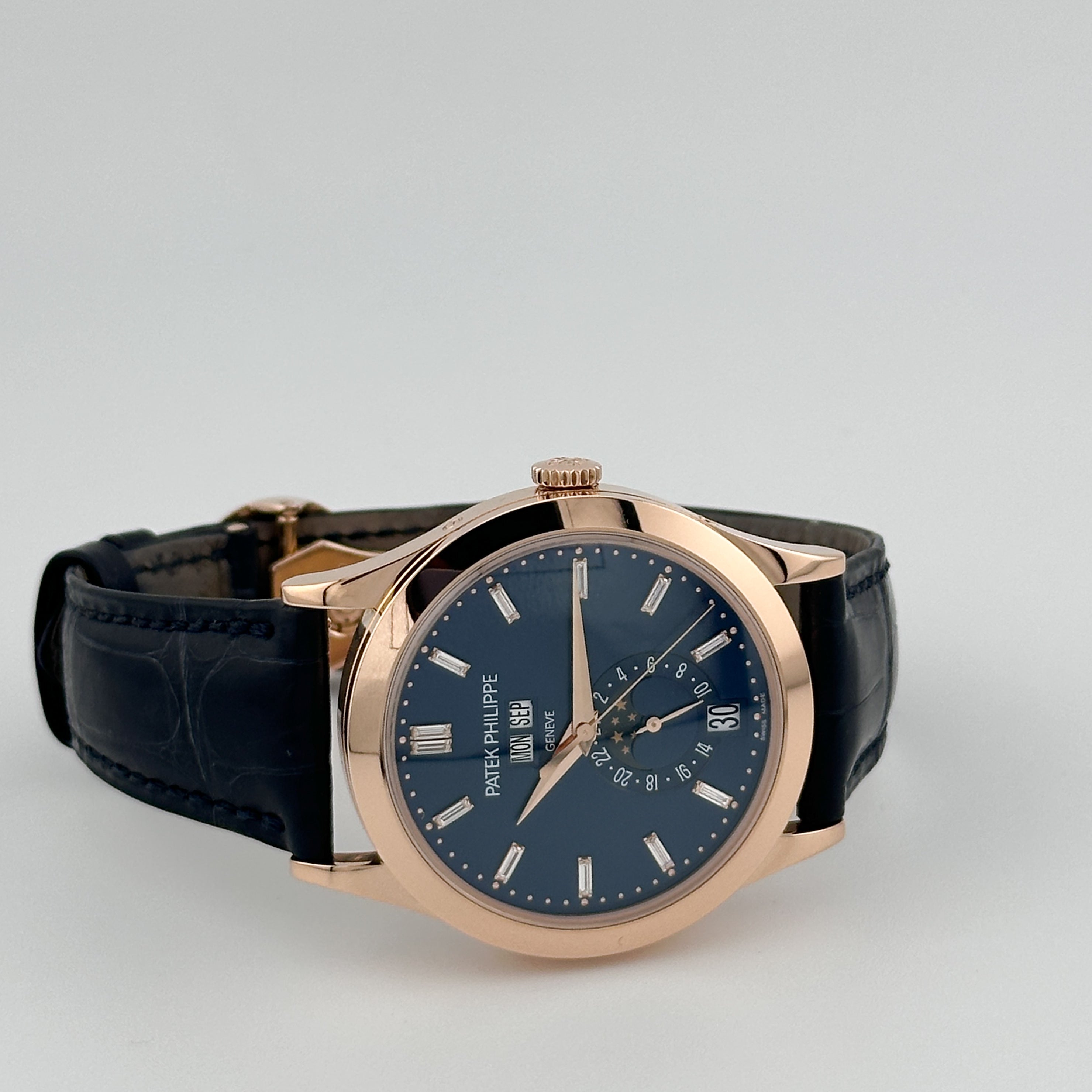 Patek Philippe Annual Calendar Rosegold 5396R-015 - 2021