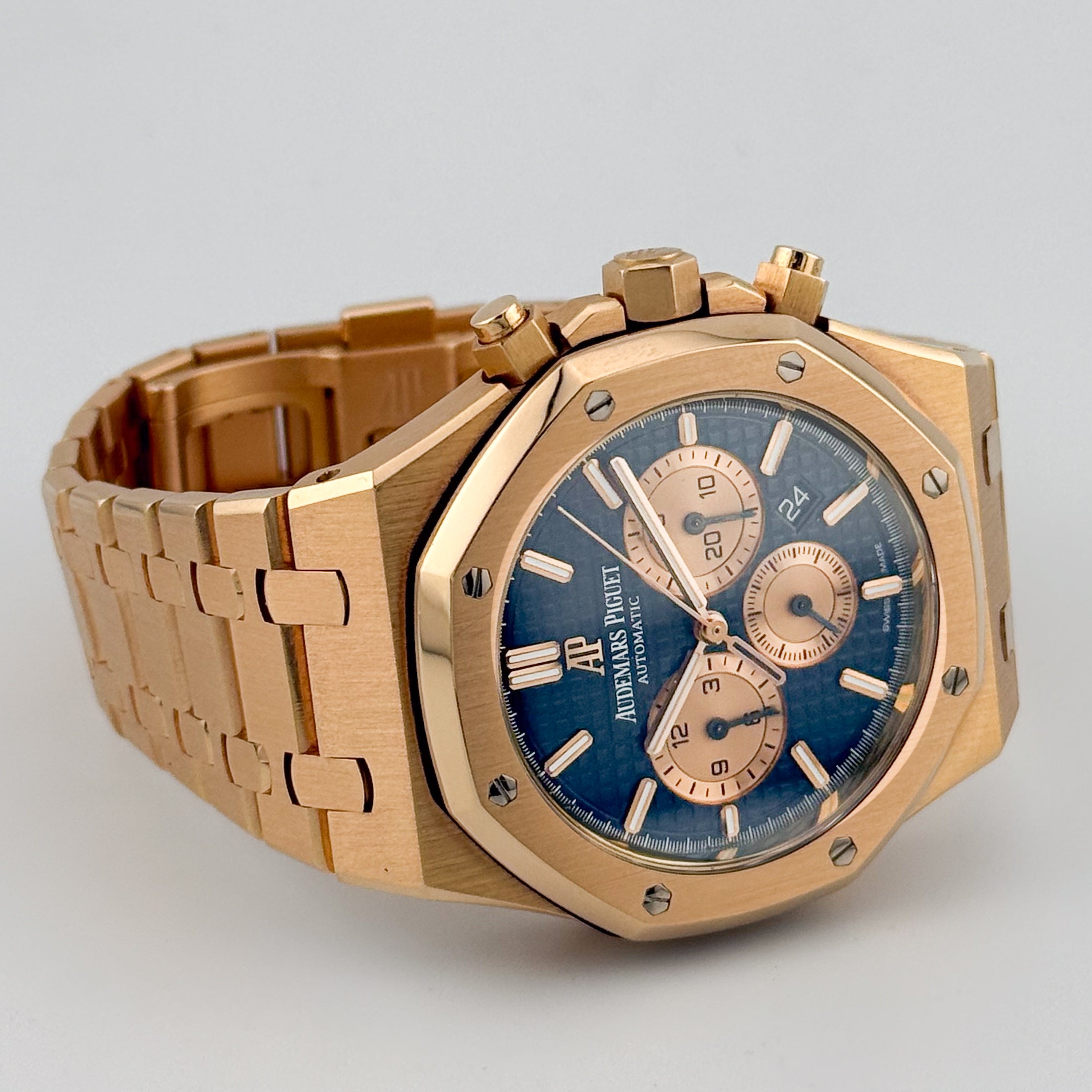 Audemars Piguet Royal Oak Rosegold 26331OR.OO.1220OR.01 - 2017