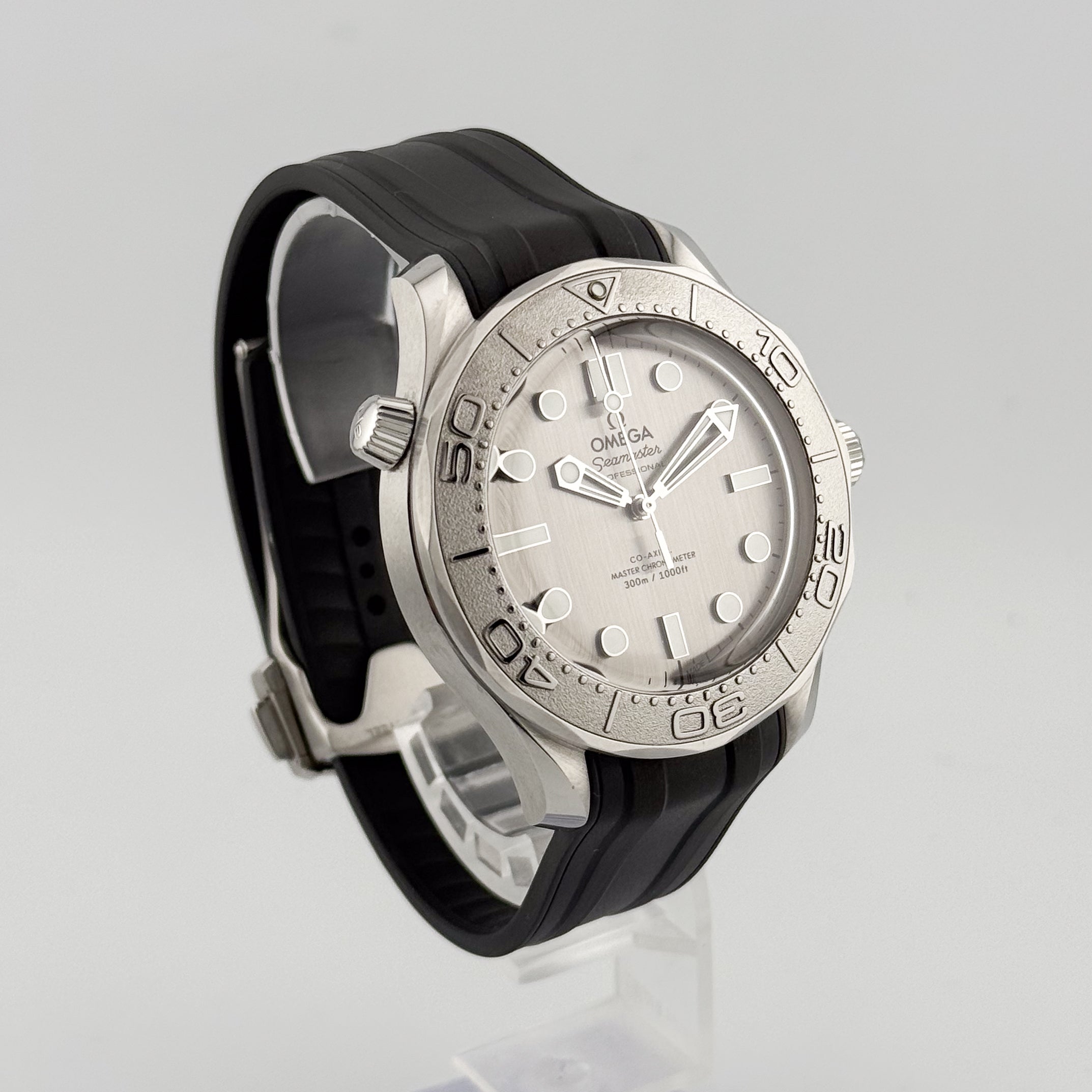 Omega Seamster Diver 300M 210.32.42.20.06.002 - 2026