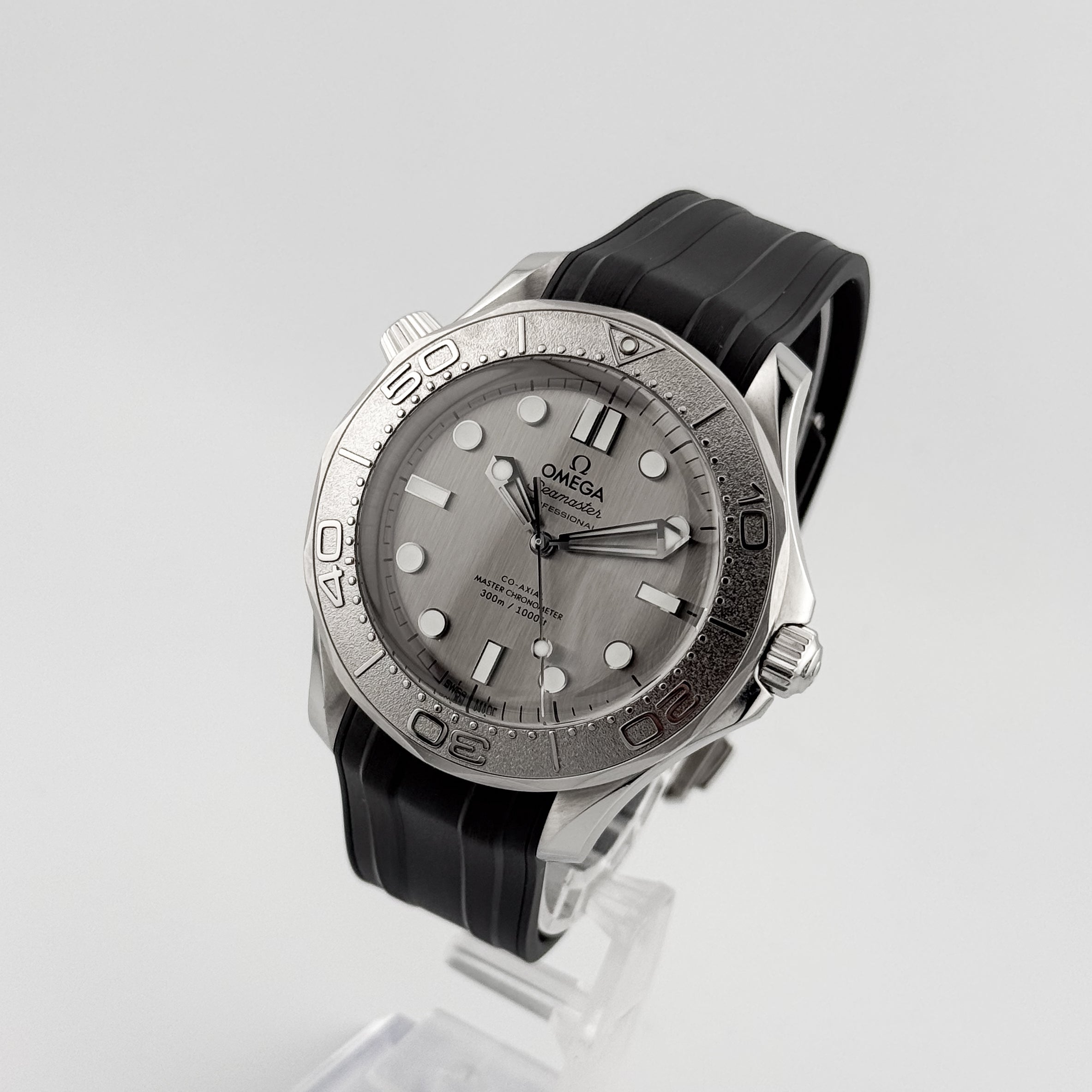 Omega Seamster Diver 300M 210.32.42.20.06.002 - 2026