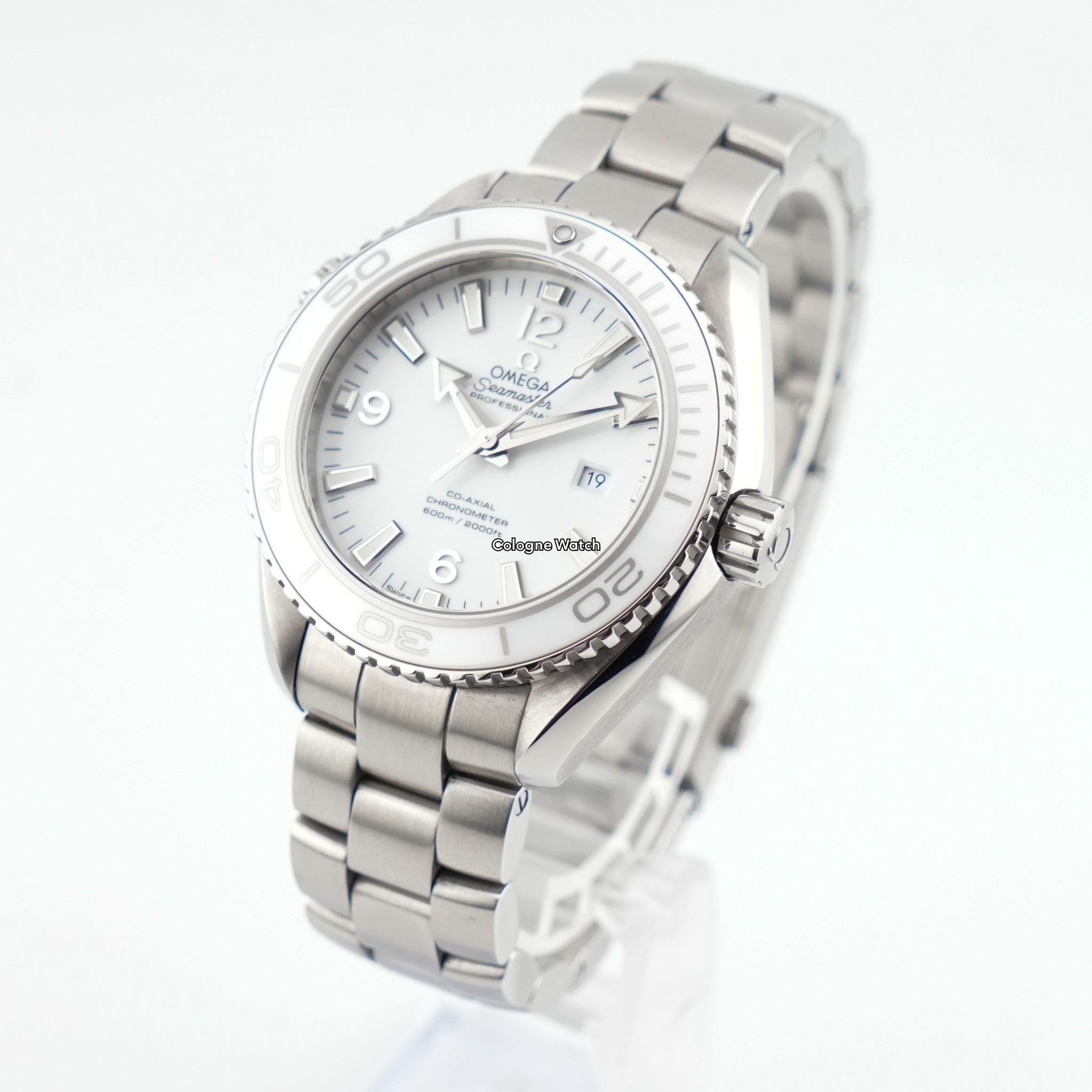 Omega Seamaster Planet Ocean 232.30.38.20.04.001 - 2016